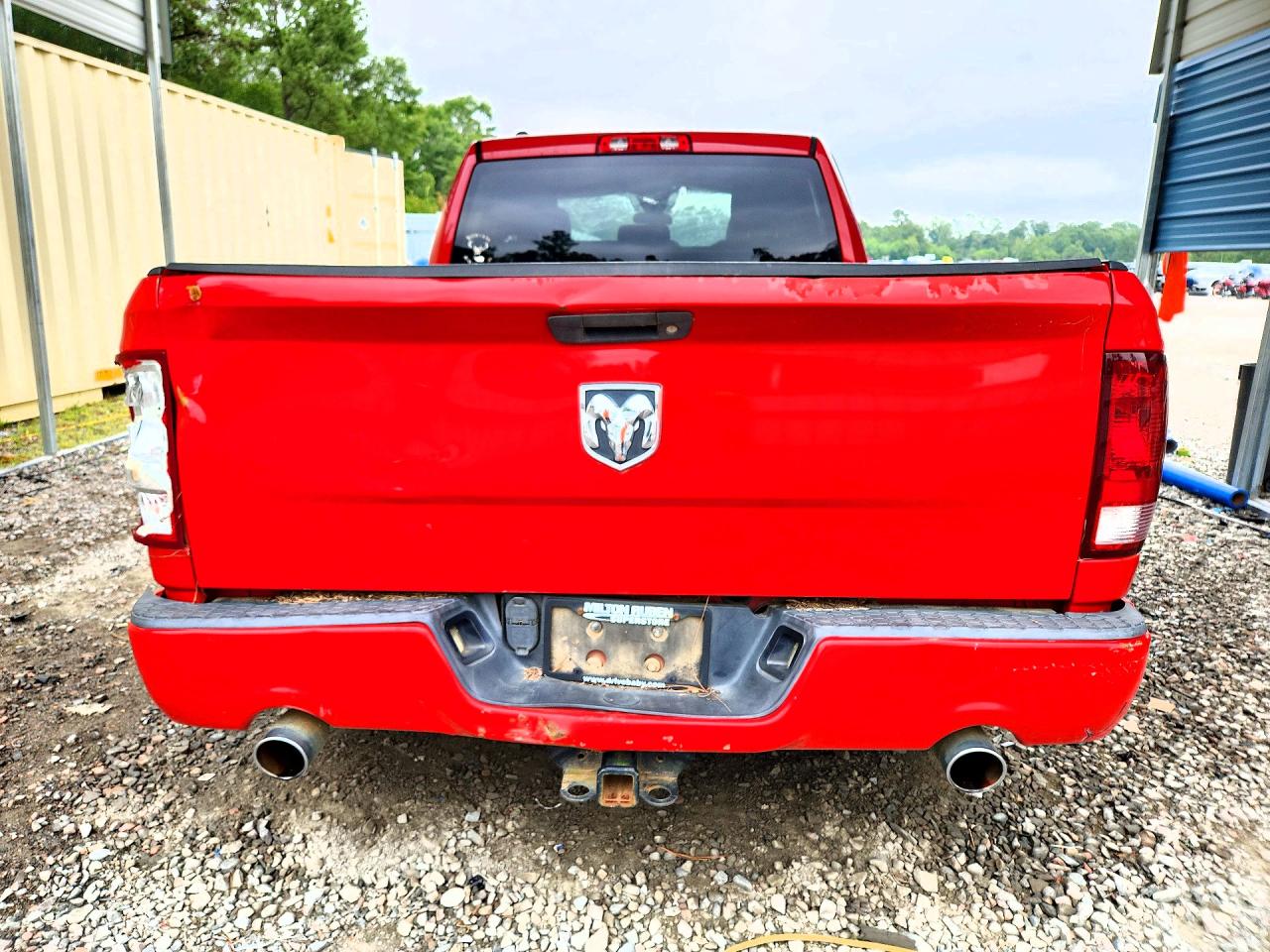2015 Ram 1500 St Red vin: 1C6RR6FT2FS567459