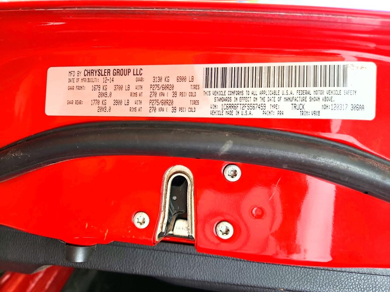 2015 Ram 1500 St Red vin: 1C6RR6FT2FS567459