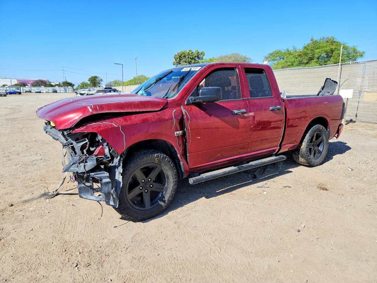 2015 Ram 1500 St Burgundy vin: 1C6RR6FT2FS651006