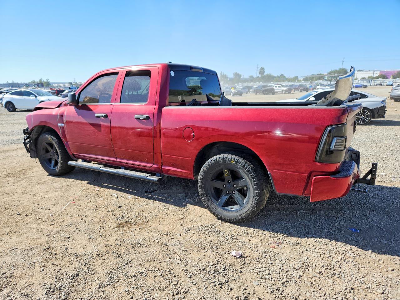 2015 Ram 1500 St Burgundy vin: 1C6RR6FT2FS651006