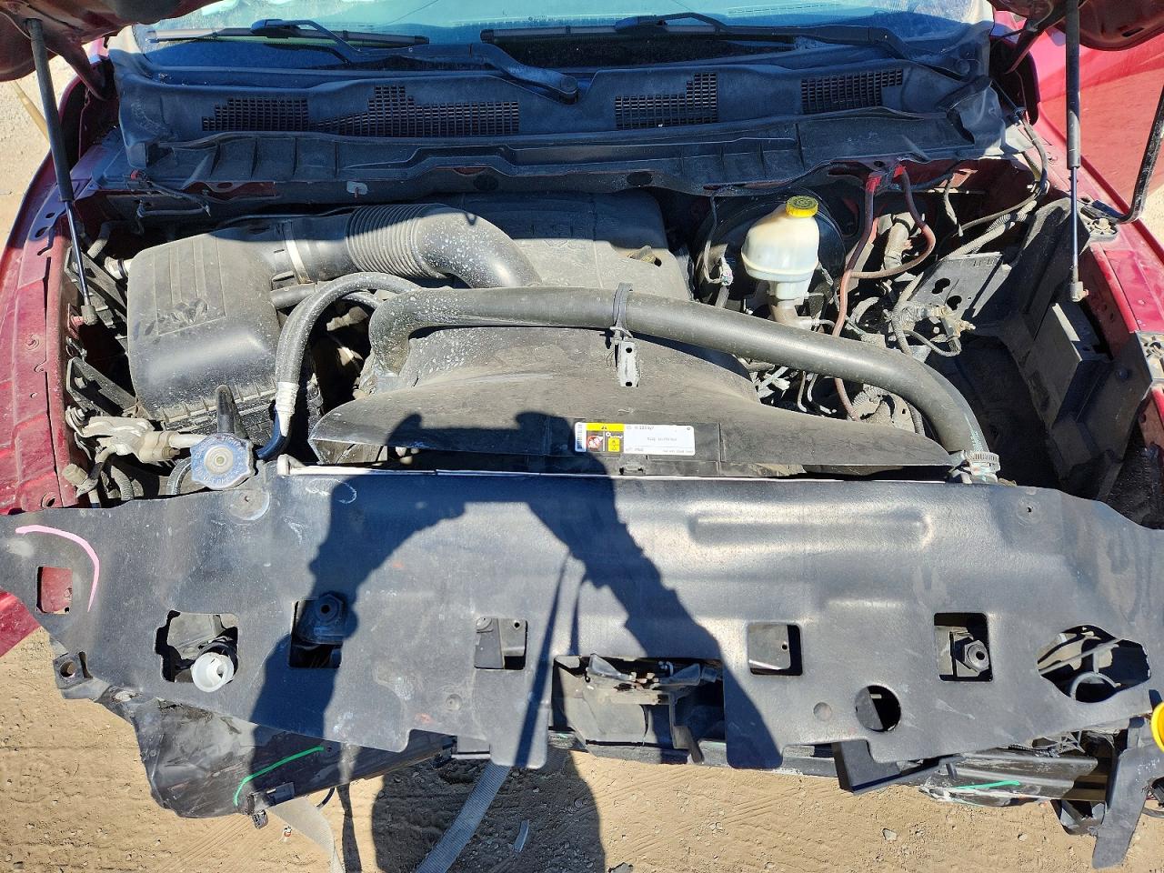 2015 Ram 1500 St Burgundy vin: 1C6RR6FT2FS651006