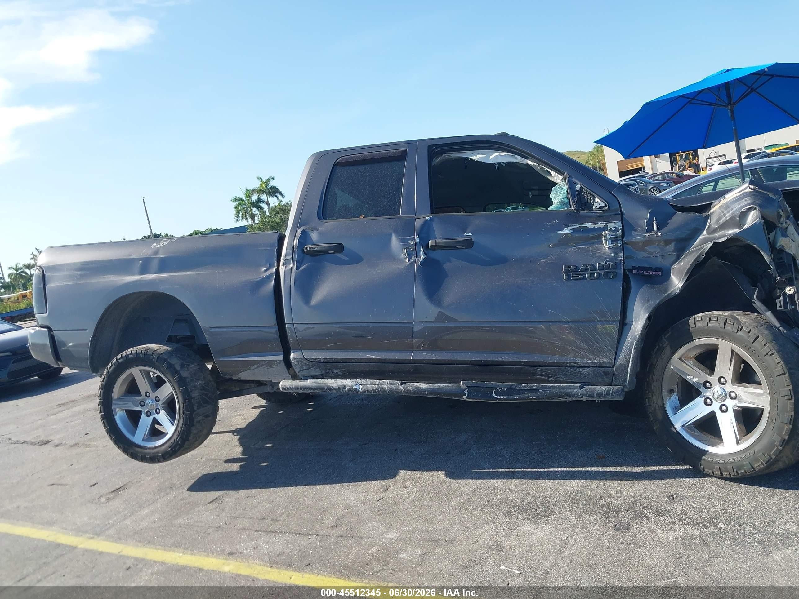2015 Ram 1500 Express Серый vin: 1C6RR6FT2FS779343