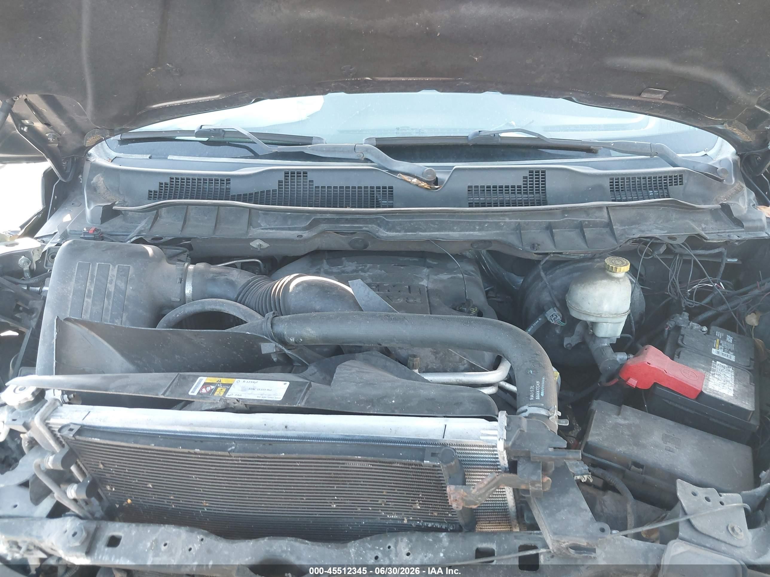 2015 Ram 1500 Express Серый vin: 1C6RR6FT2FS779343