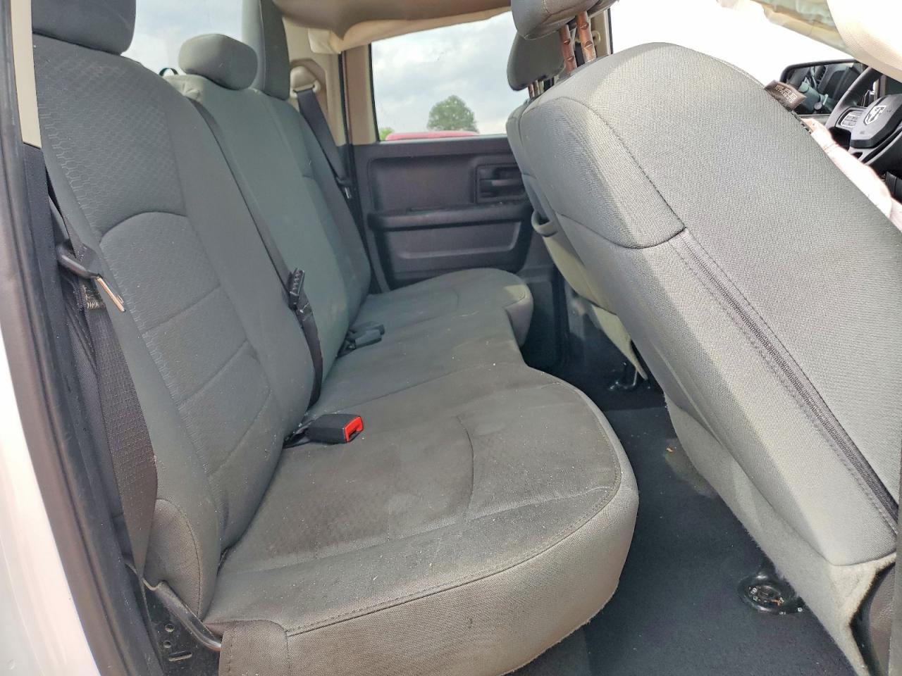 2014 Ram 1500 St White vin: 1C6RR6FT3ES160801