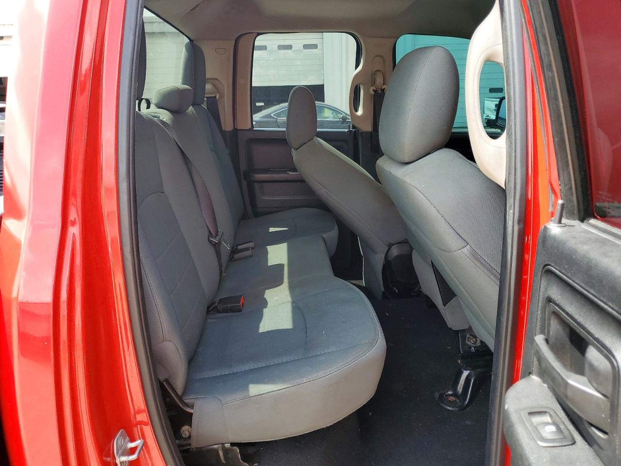 2014 Ram 1500 St Red vin: 1C6RR6FT3ES285877