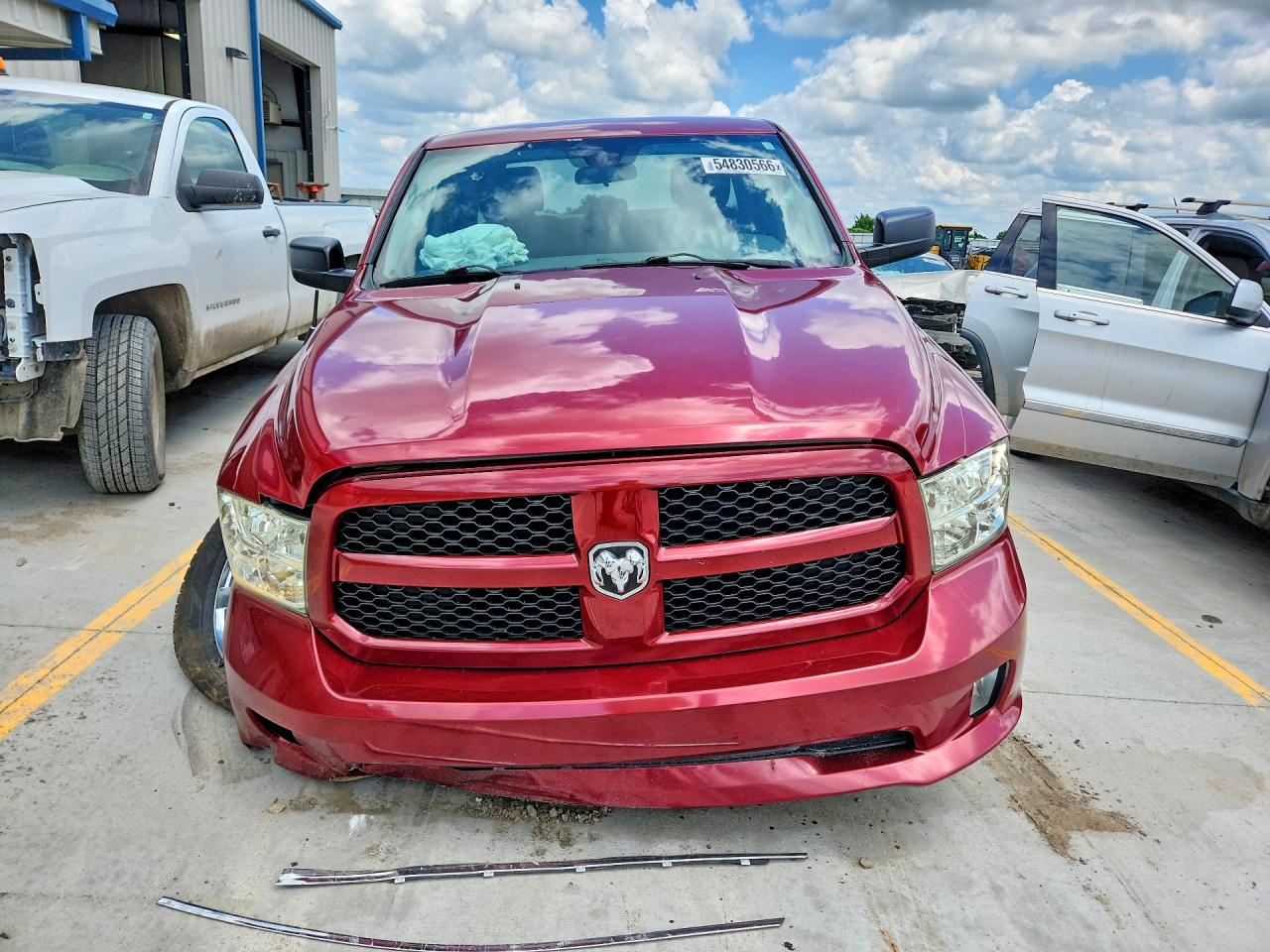 2014 Ram 1500 St Red vin: 1C6RR6FT3ES358875