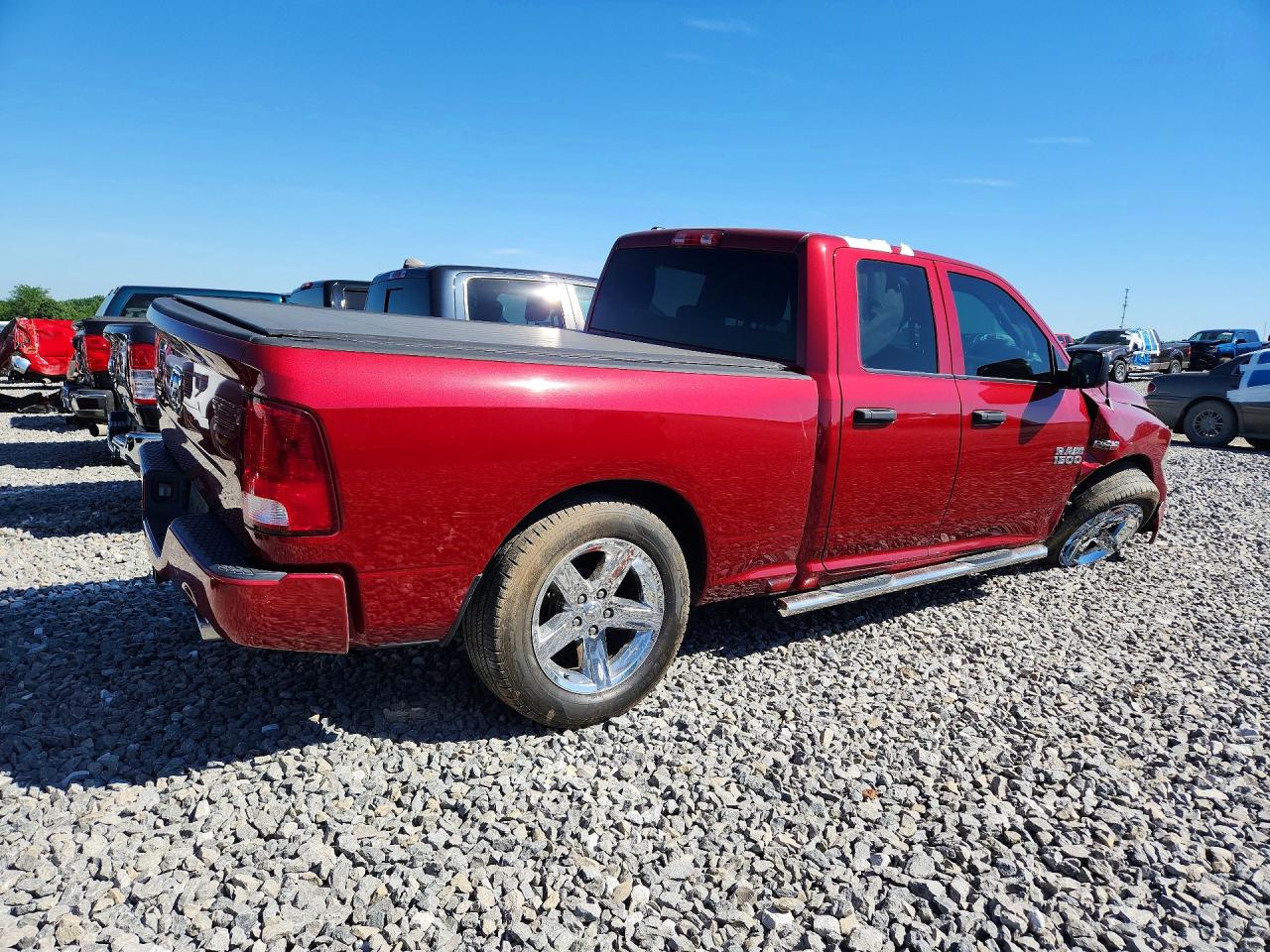 2014 Ram 1500 St Red vin: 1C6RR6FT3ES358875