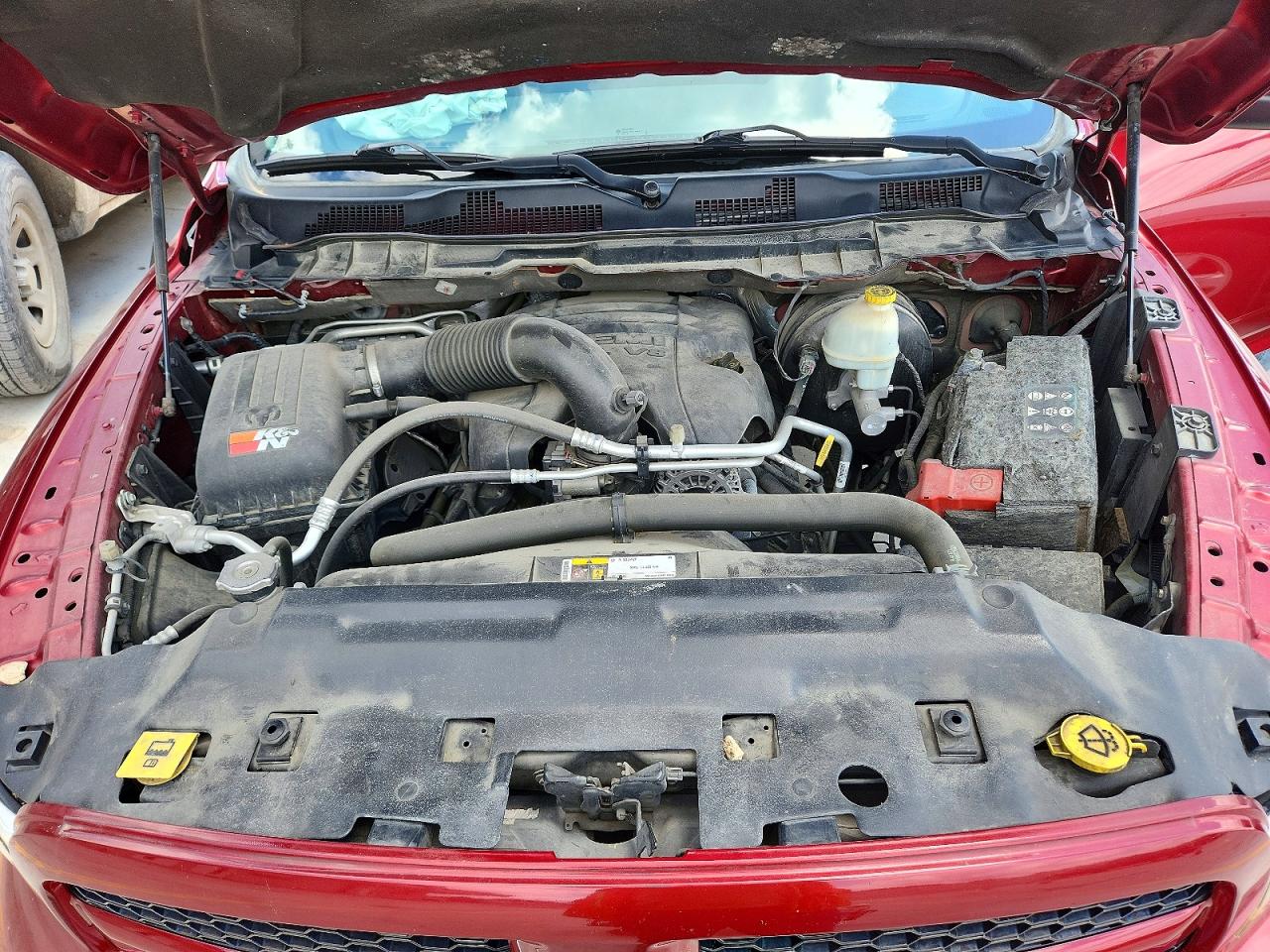 2014 Ram 1500 St Red vin: 1C6RR6FT3ES358875