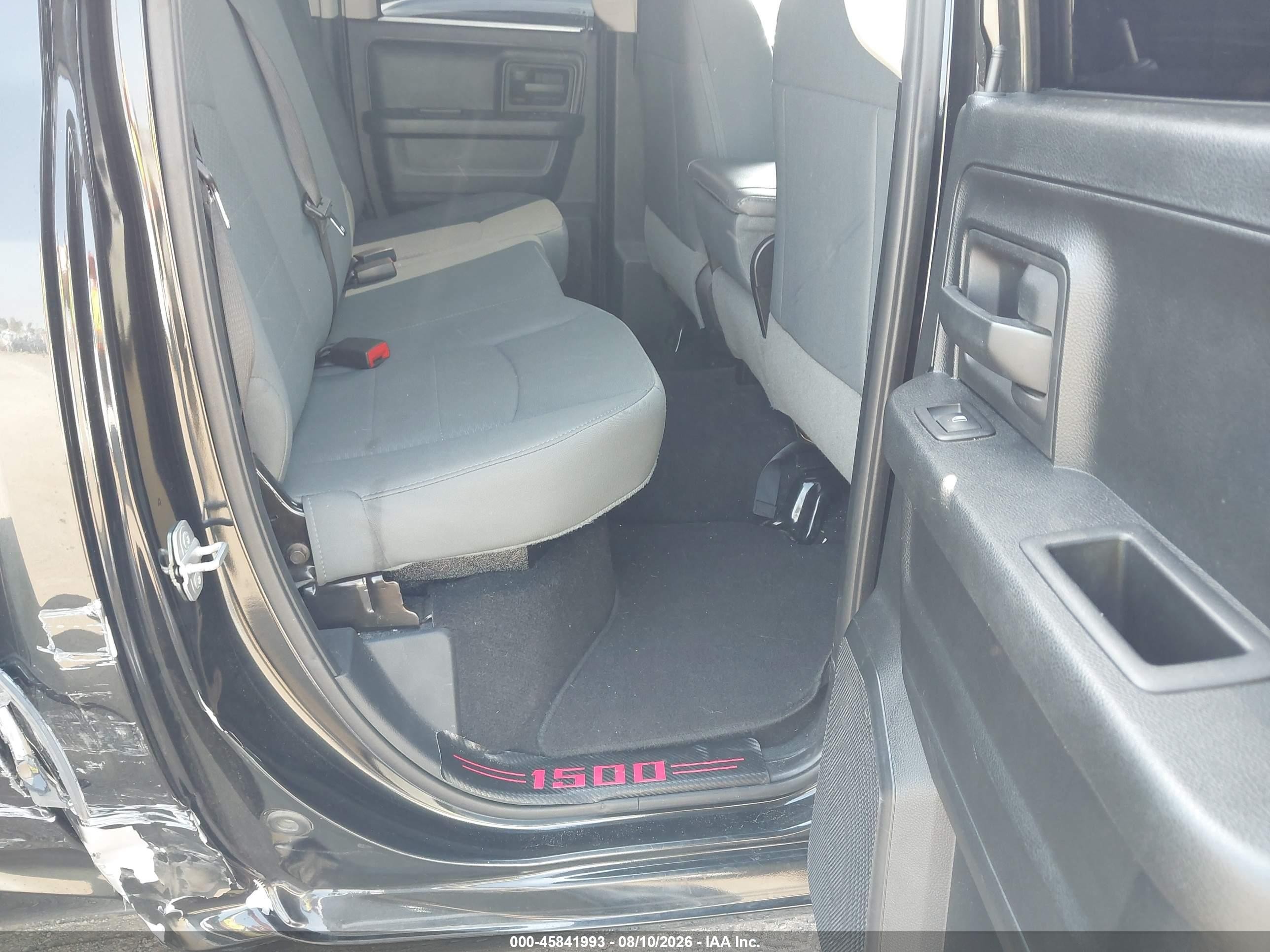 2015 Ram 1500 Express Черный vin: 1C6RR6FT3FS649720