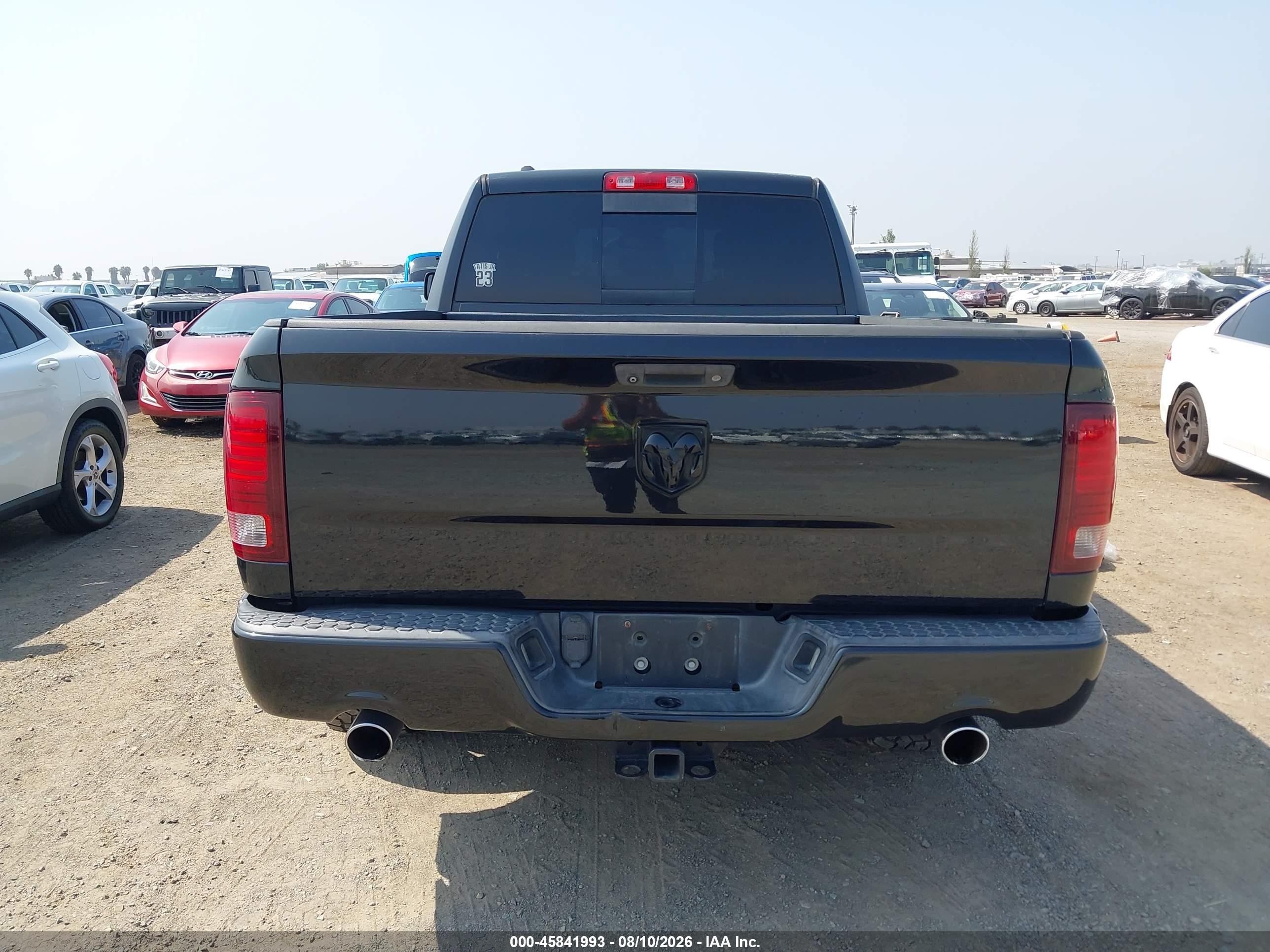 2015 Ram 1500 Express Черный vin: 1C6RR6FT3FS649720