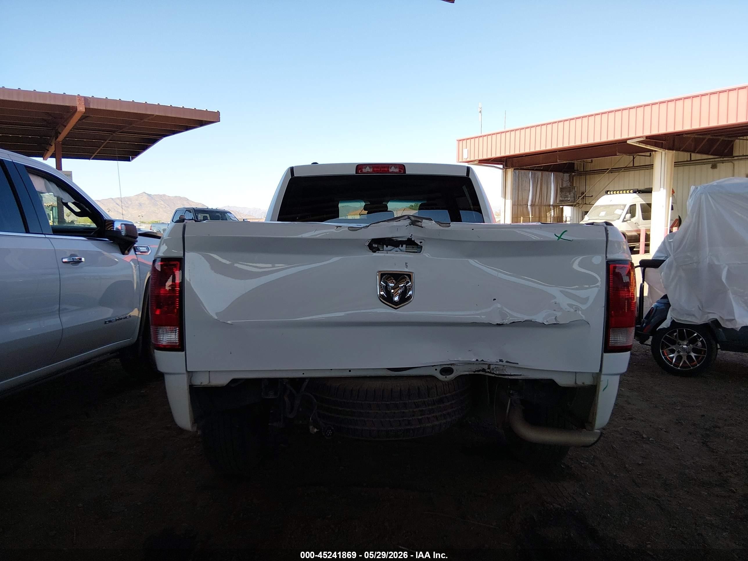 2016 Ram 1500 Tradesman White vin: 1C6RR6FT3GS347779