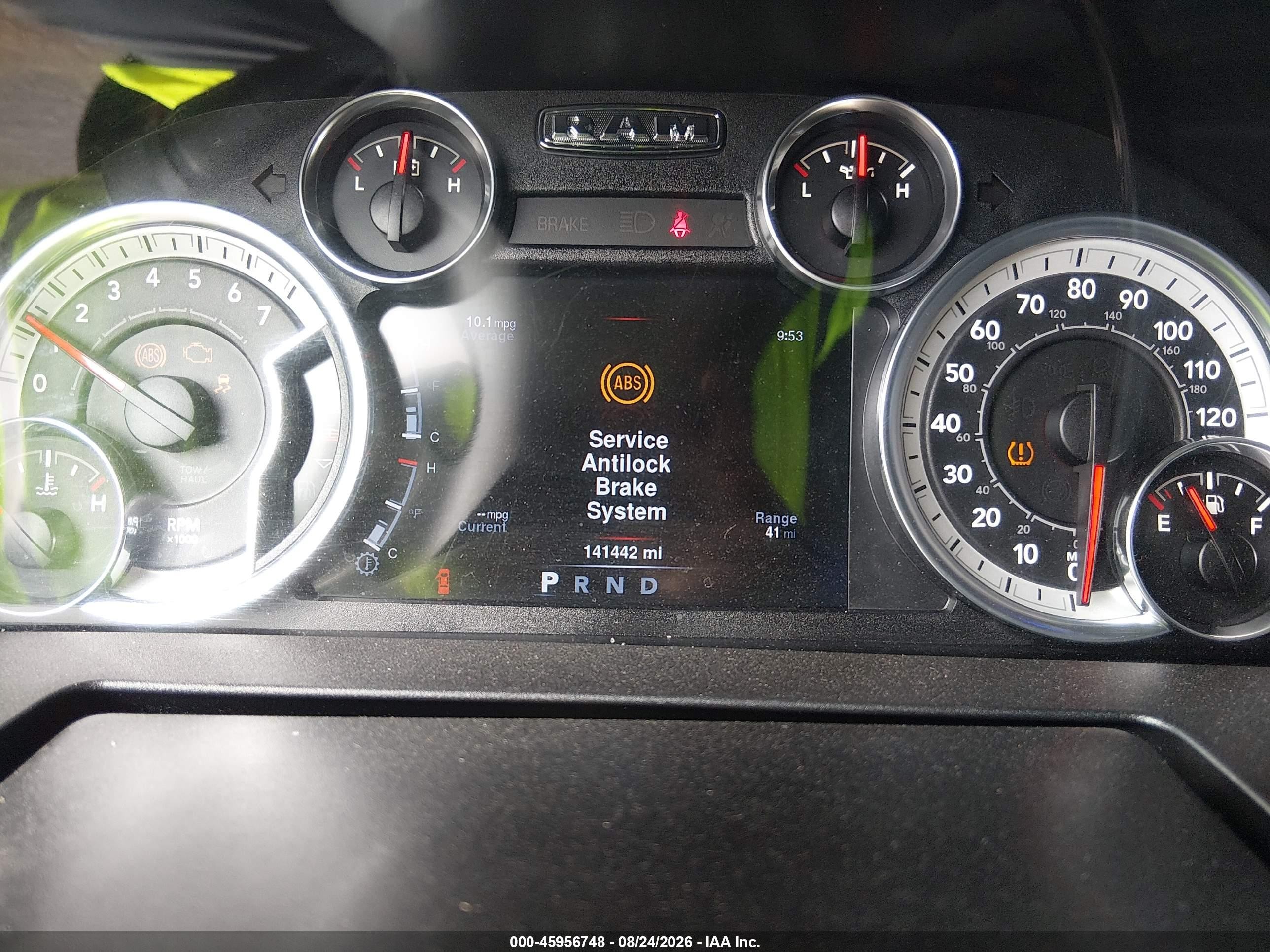 2013 Ram 1500 Express Burgundy vin: 1C6RR6FT4DS656303