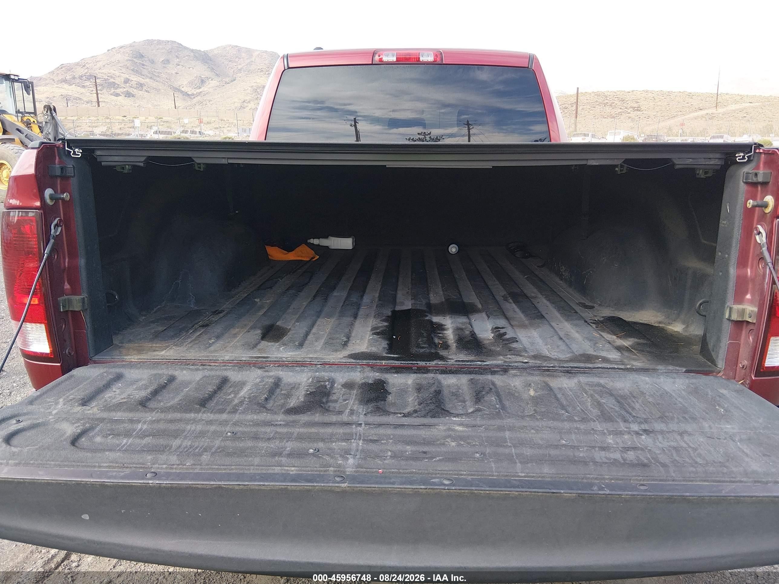 2013 Ram 1500 Express Burgundy vin: 1C6RR6FT4DS656303