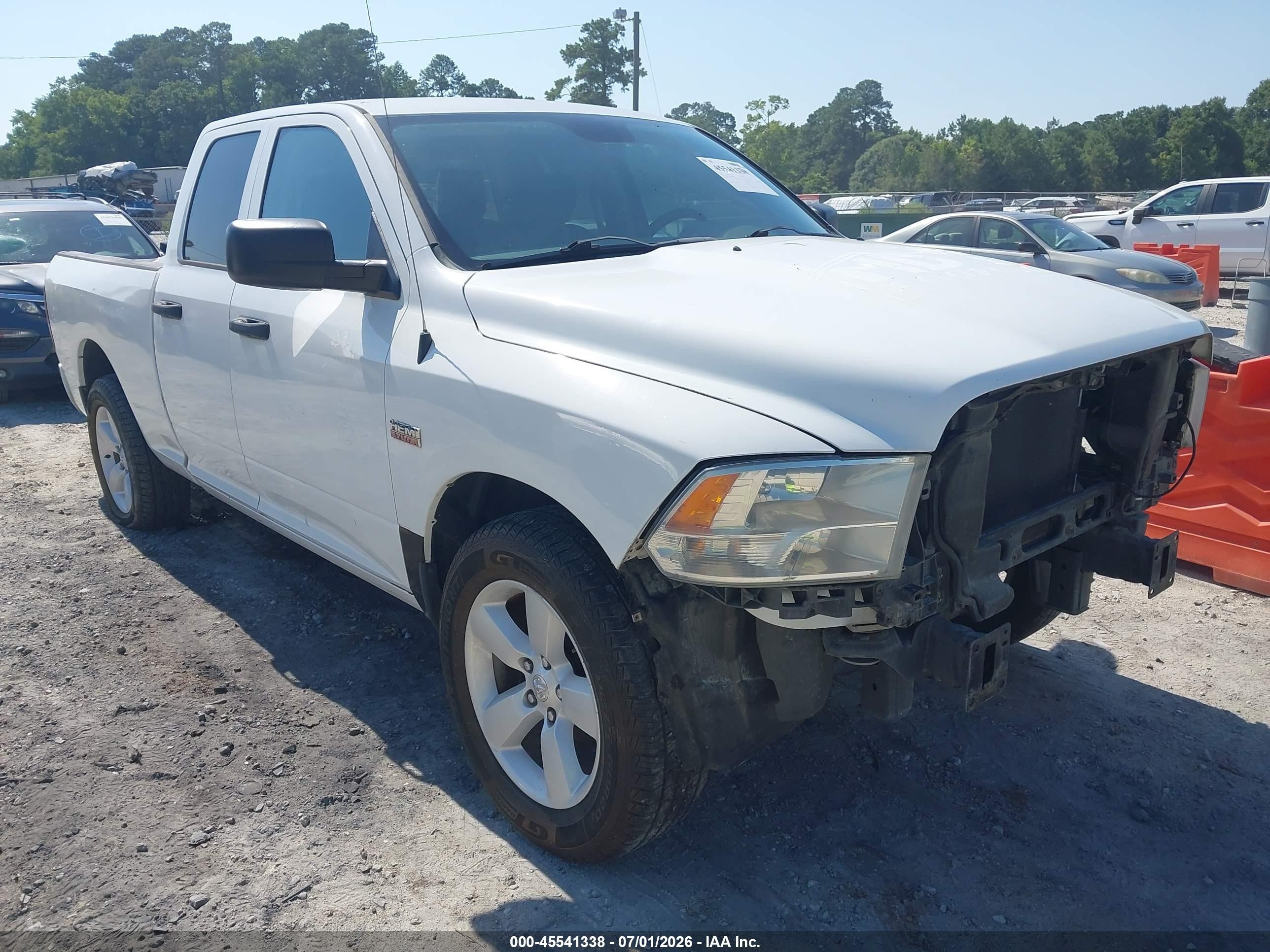 2015 Ram 1500 Express White vin: 1C6RR6FT4FS506484