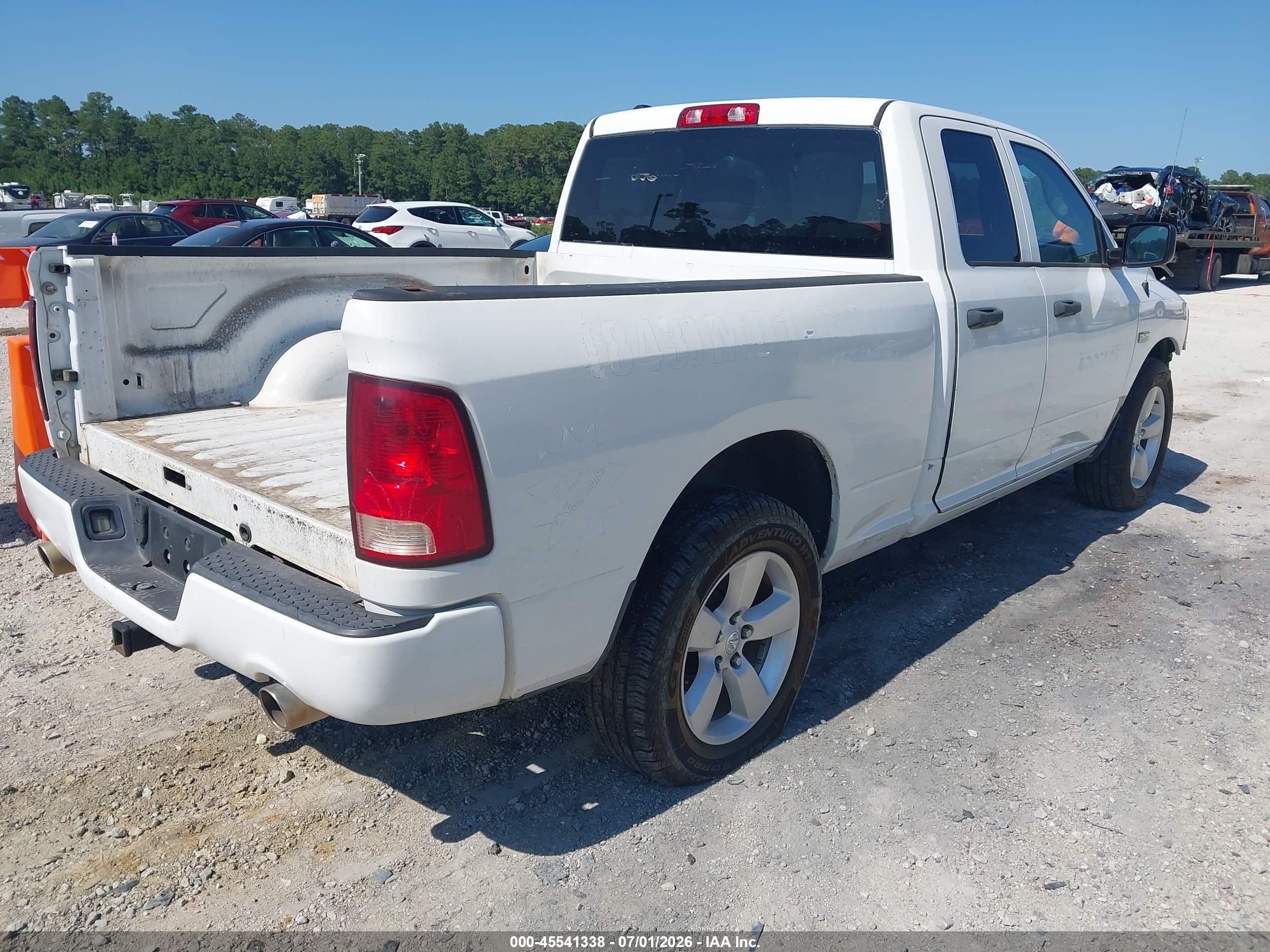 2015 Ram 1500 Express White vin: 1C6RR6FT4FS506484