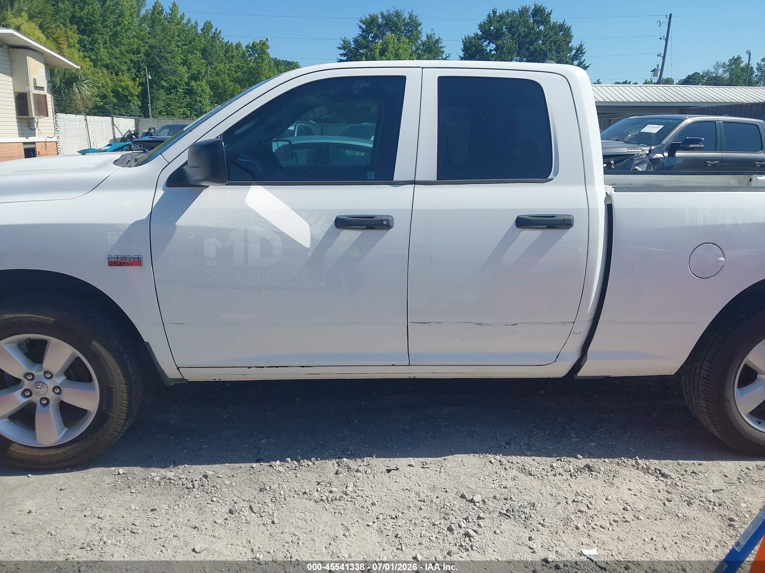 2015 Ram 1500 Express White vin: 1C6RR6FT4FS506484