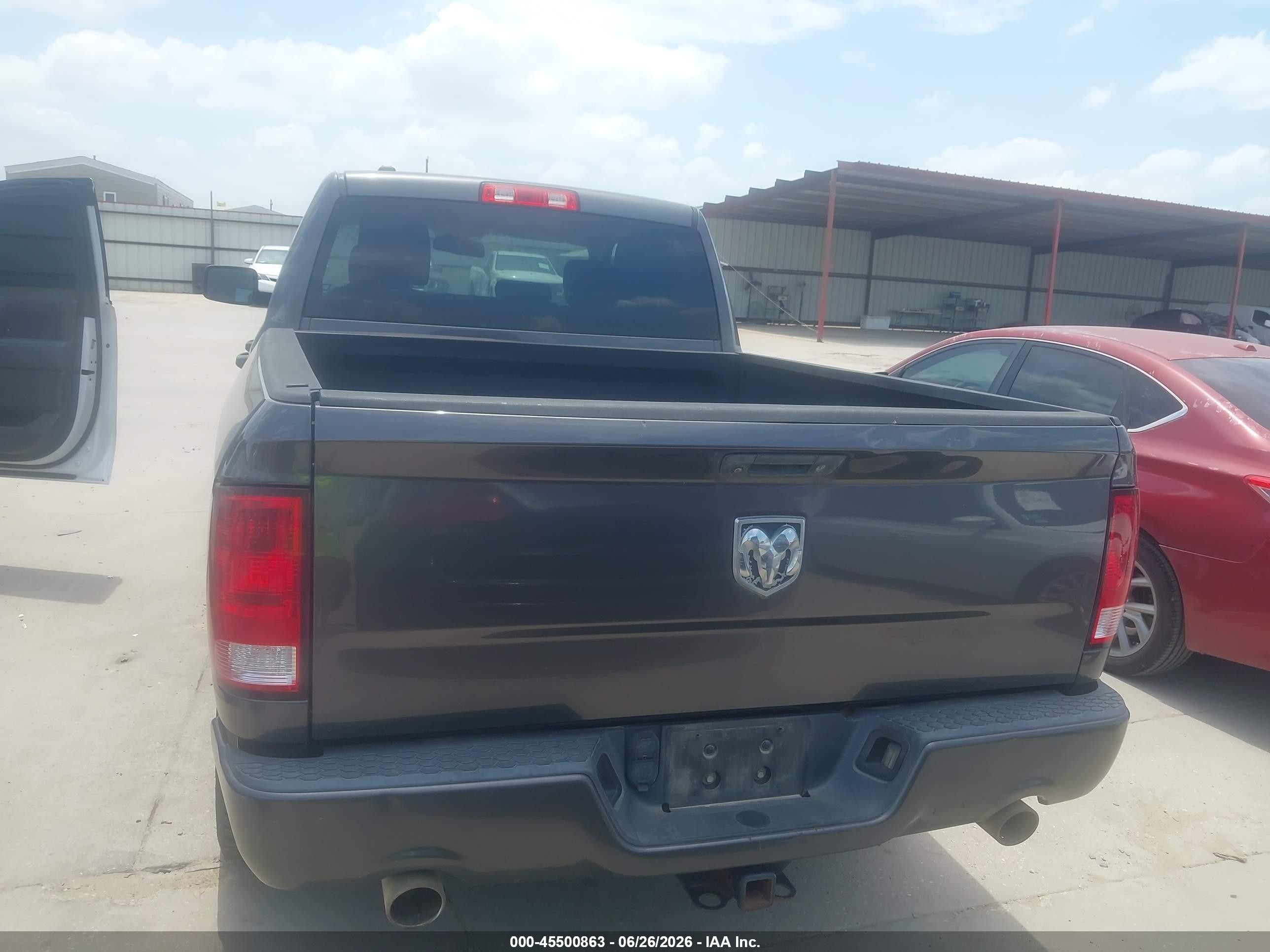 2015 Ram 1500 Express Серый vin: 1C6RR6FT4FS714705