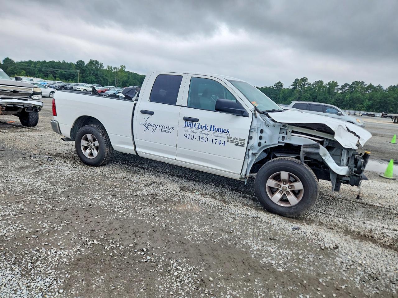 2021 Ram 1500 Classic Tradesman White vin: 1C6RR6FT4MS572305