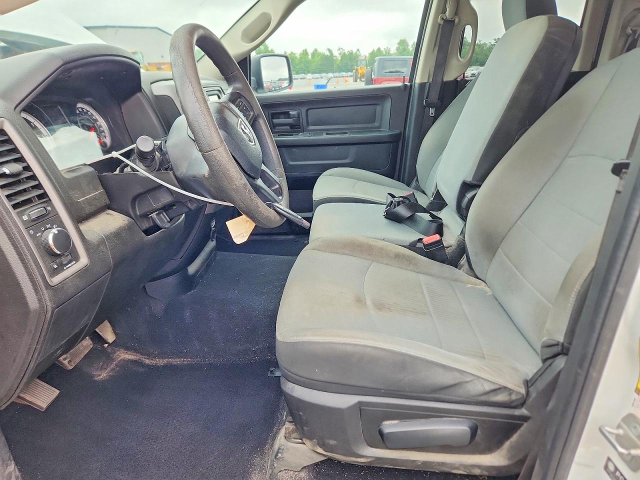 2021 Ram 1500 Classic Tradesman White vin: 1C6RR6FT4MS572305
