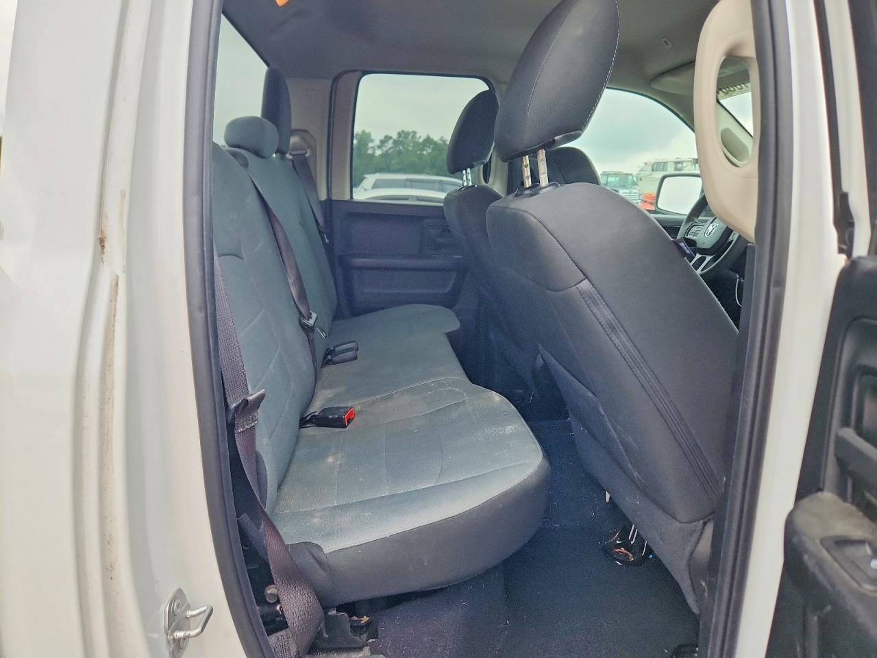 2021 Ram 1500 Classic Tradesman White vin: 1C6RR6FT4MS572305