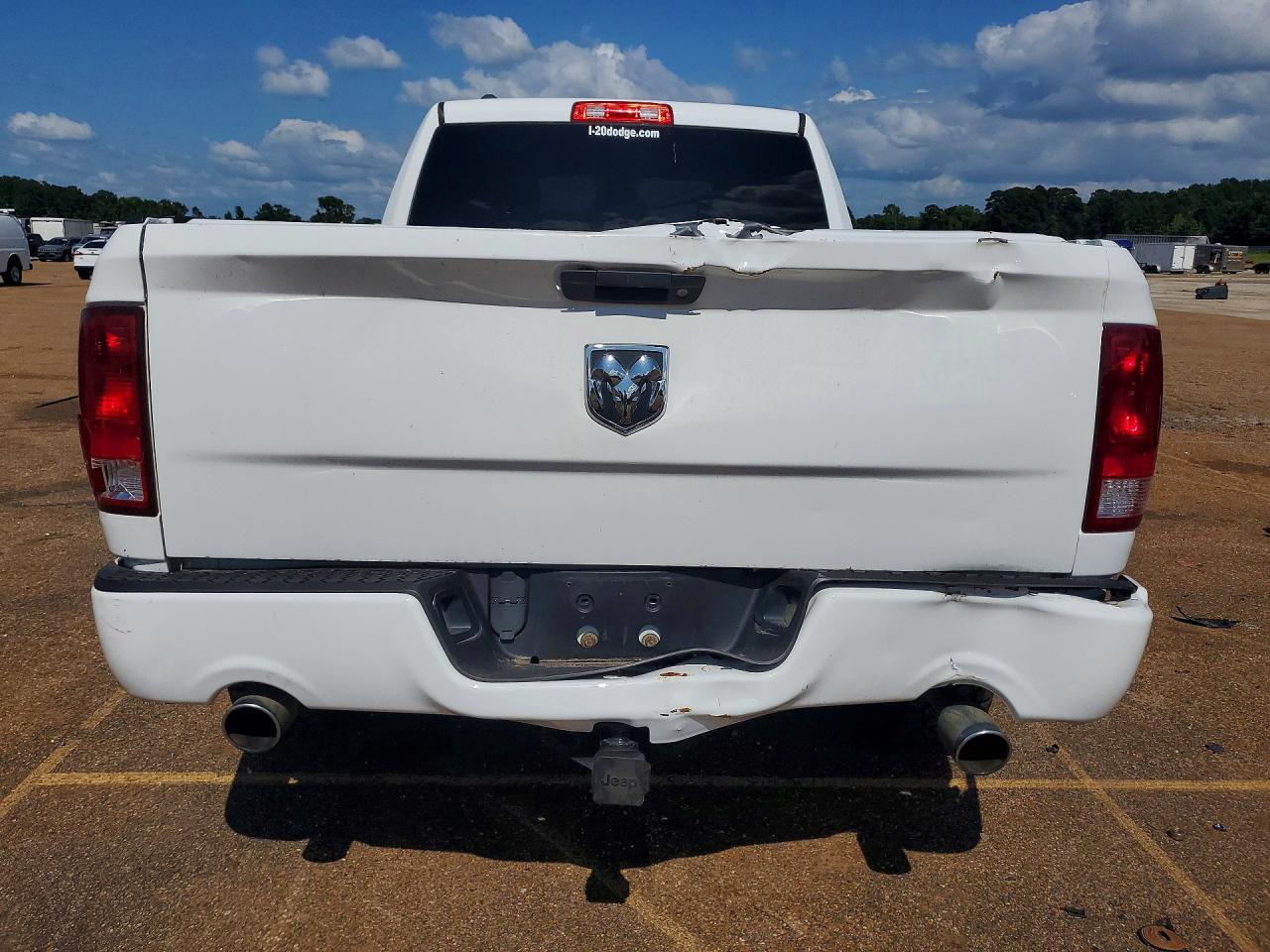 2013 Ram 1500 St White vin: 1C6RR6FT5DS518494