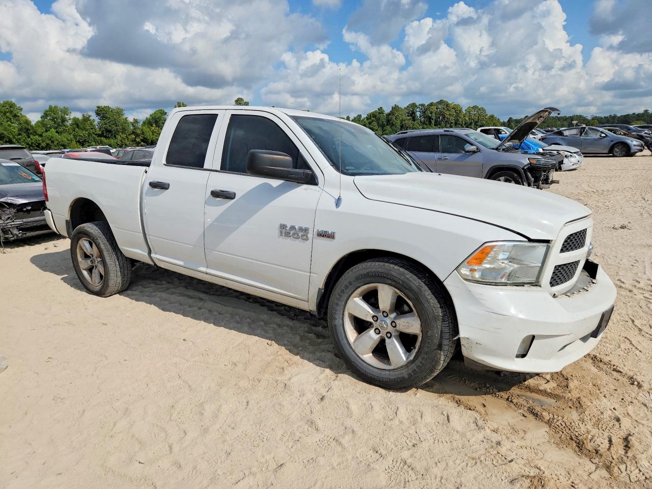 2013 Ram 1500 Tradesman White vin: 1C6RR6FT5DS595057