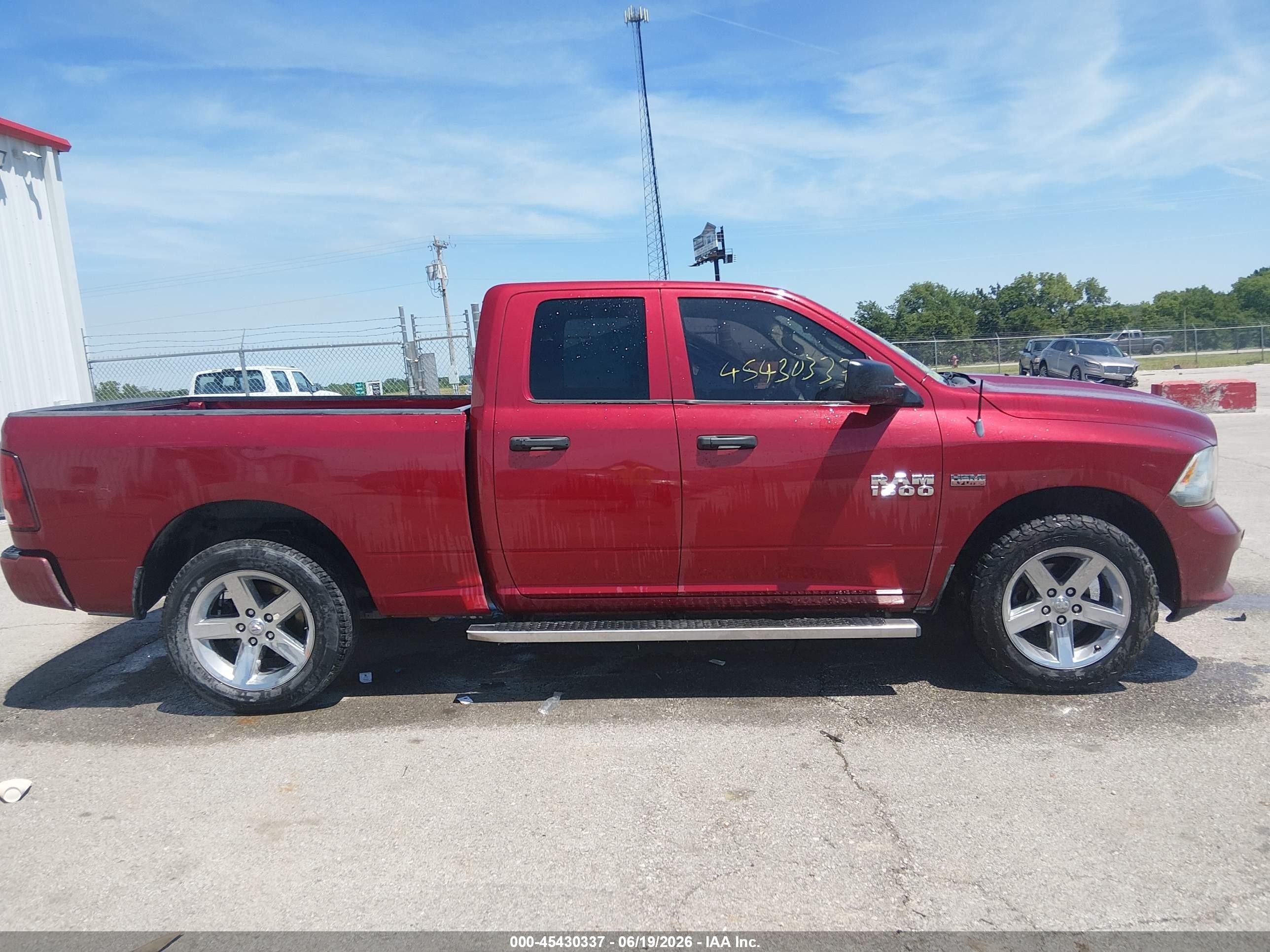 2013 Ram 1500 Express Red vin: 1C6RR6FT5DS679766