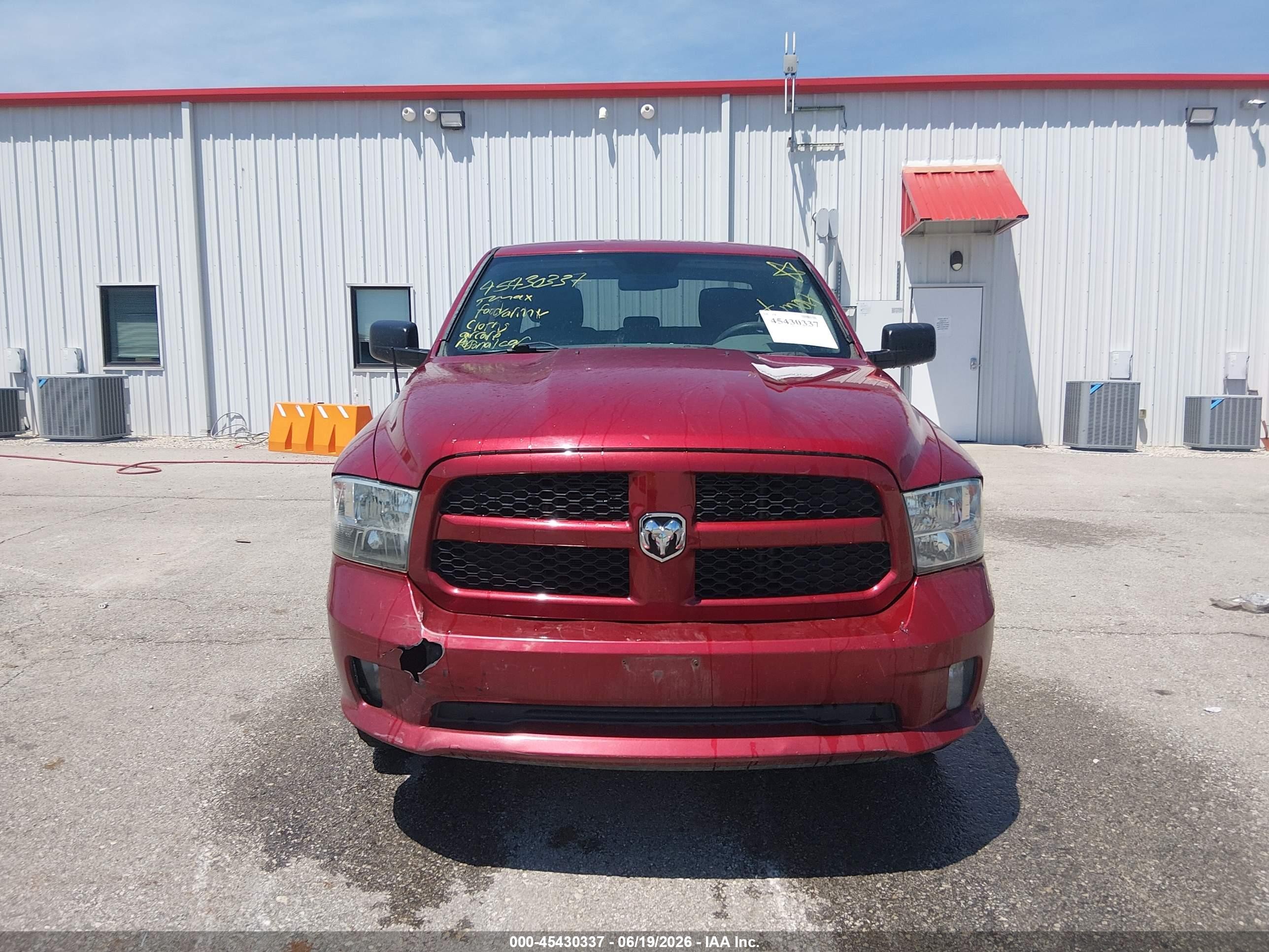 2013 Ram 1500 Express Red vin: 1C6RR6FT5DS679766