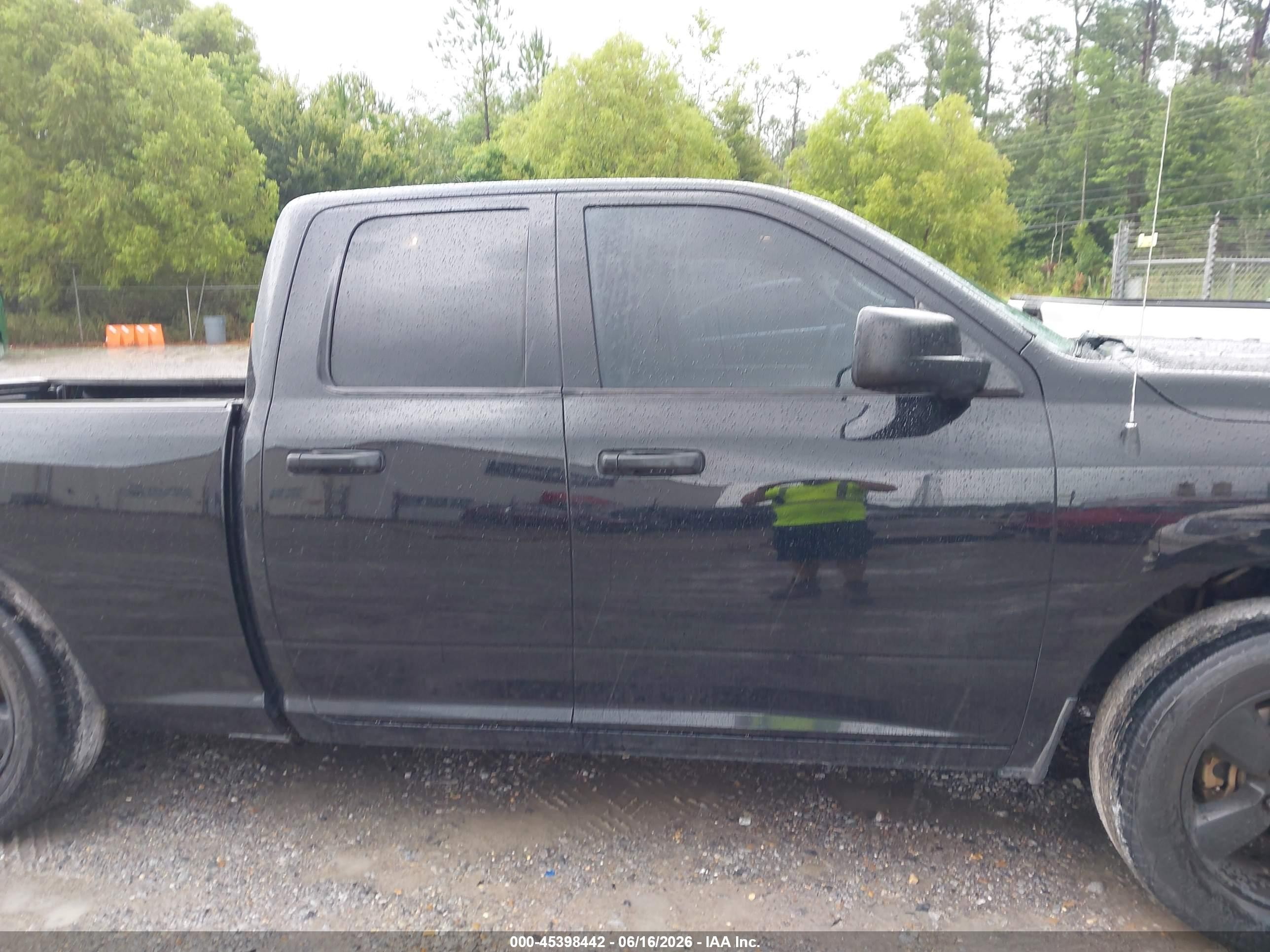 2015 Ram 1500 Express Black vin: 1C6RR6FT5FS517686