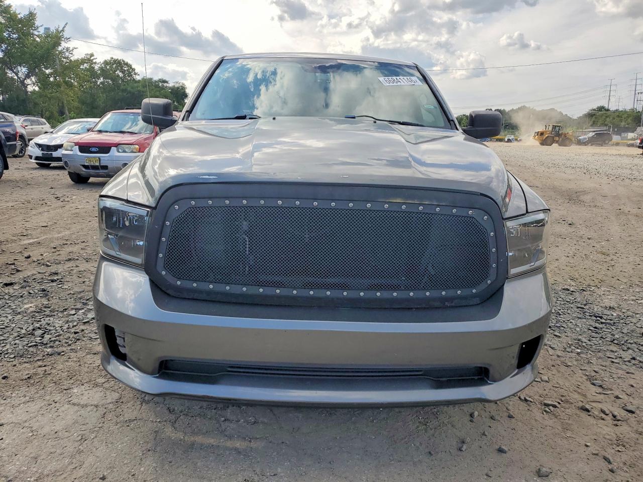 2013 Ram 1500 St Gray vin: 1C6RR6FT6DS568031