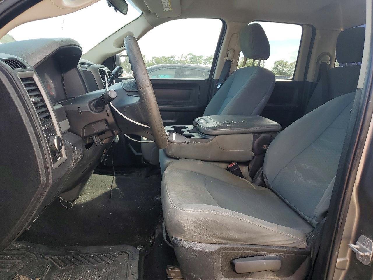 2013 Ram 1500 St Gray vin: 1C6RR6FT6DS568031