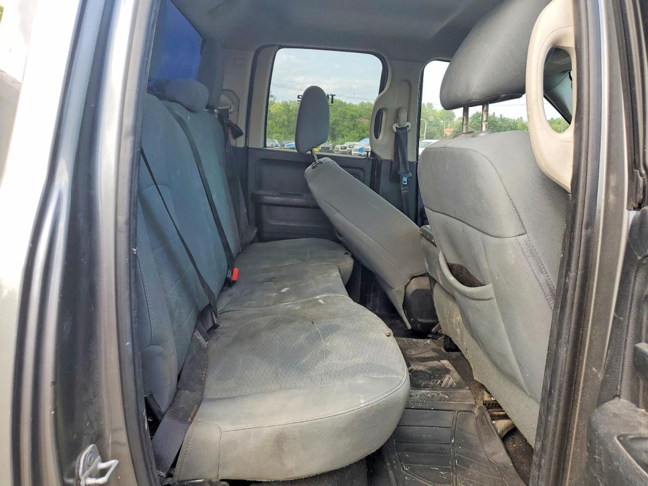 2013 Ram 1500 St Gray vin: 1C6RR6FT6DS568031