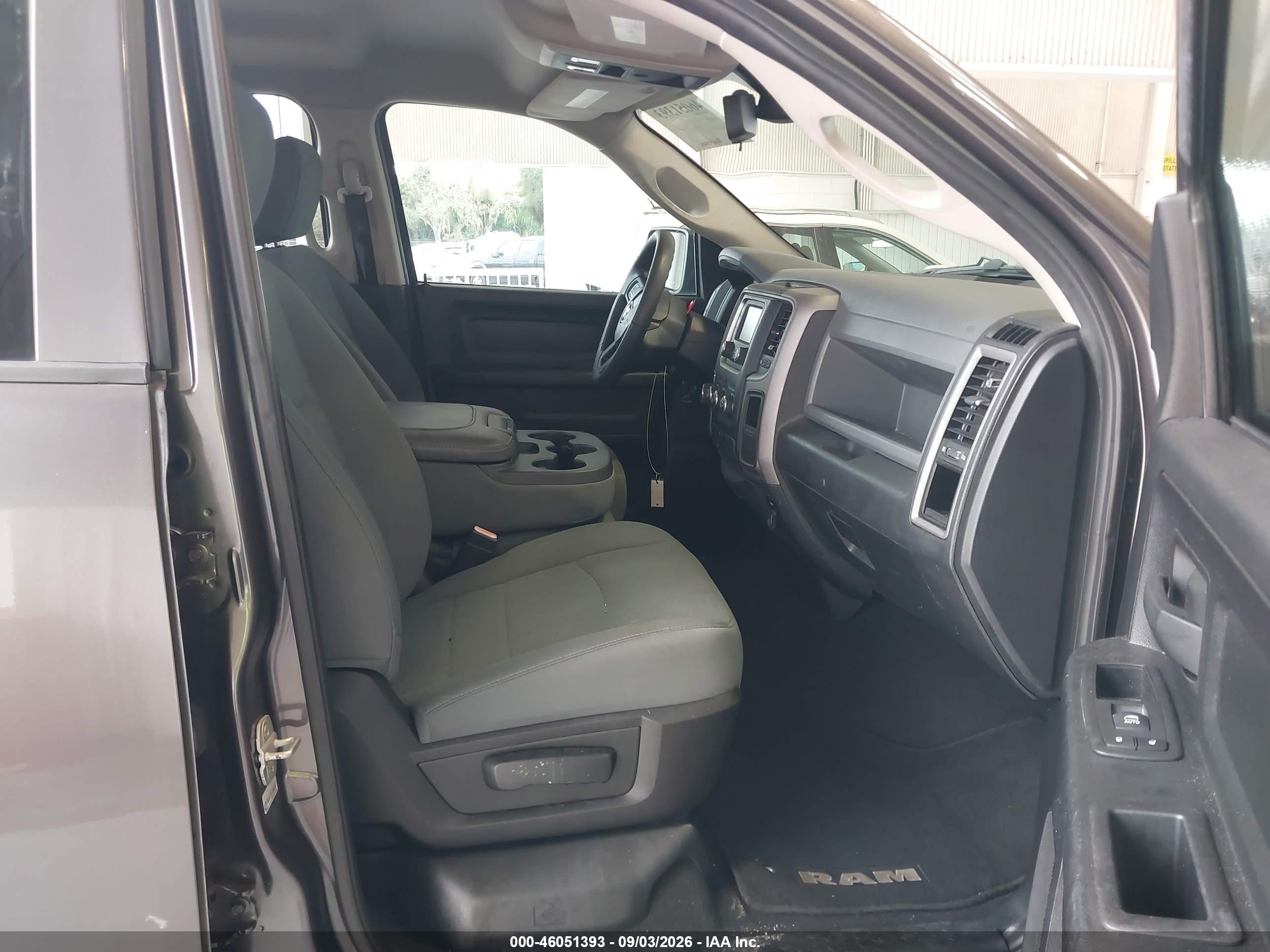 2014 Ram 1500 Express Серый vin: 1C6RR6FT6ES250055