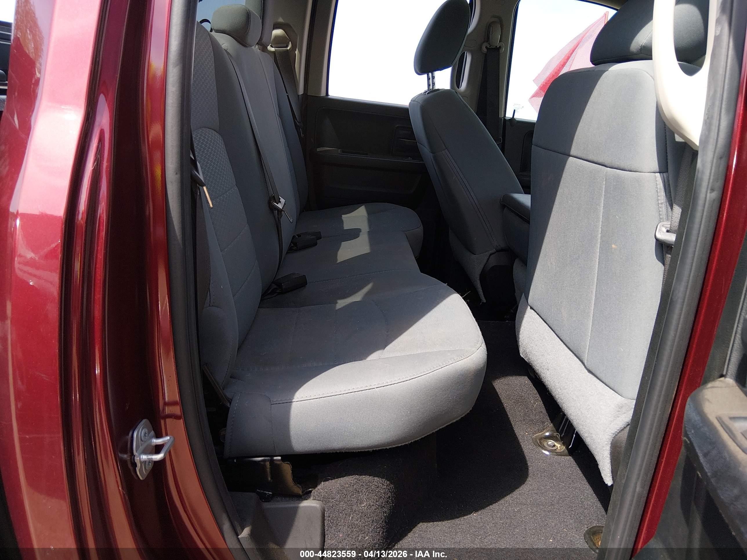 2019 Ram 1500 Classic   Темно-бордовый vin: 1C6RR6FT6KS745786