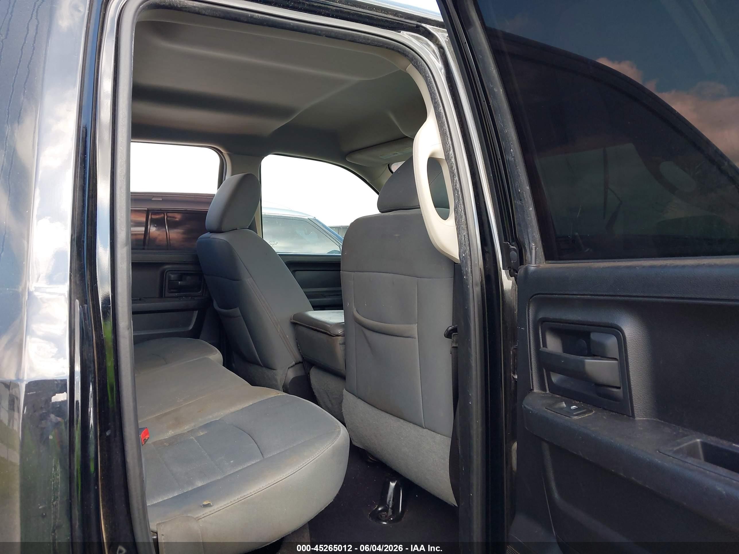 2013 Ram 1500 Express Black vin: 1C6RR6FT7DS716672