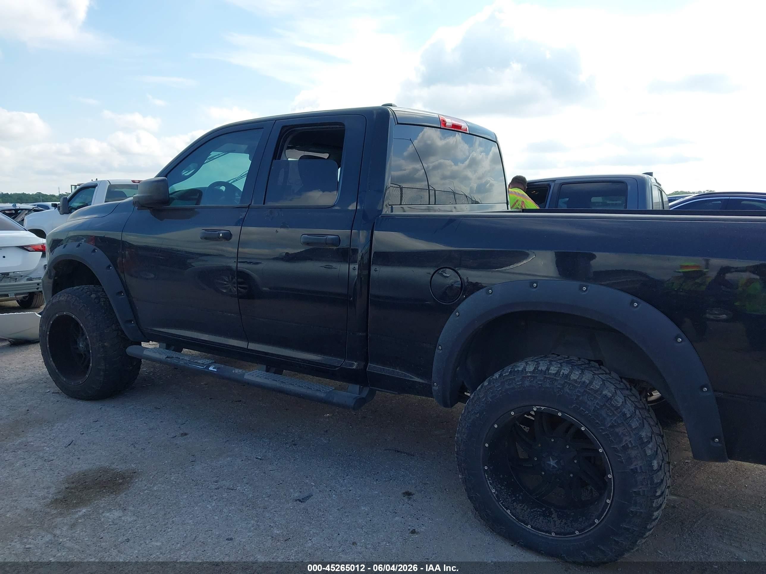 2013 Ram 1500 Express Black vin: 1C6RR6FT7DS716672
