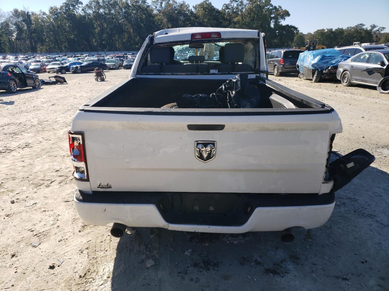 2014 Ram 1500 St White vin: 1C6RR6FT7ES101671