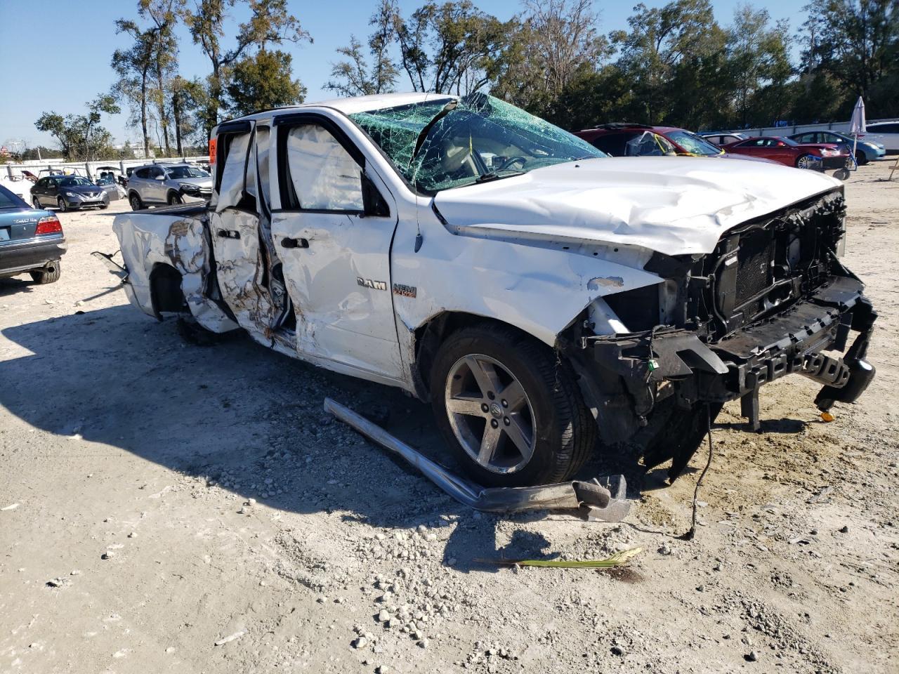 2014 Ram 1500 St White vin: 1C6RR6FT7ES101671
