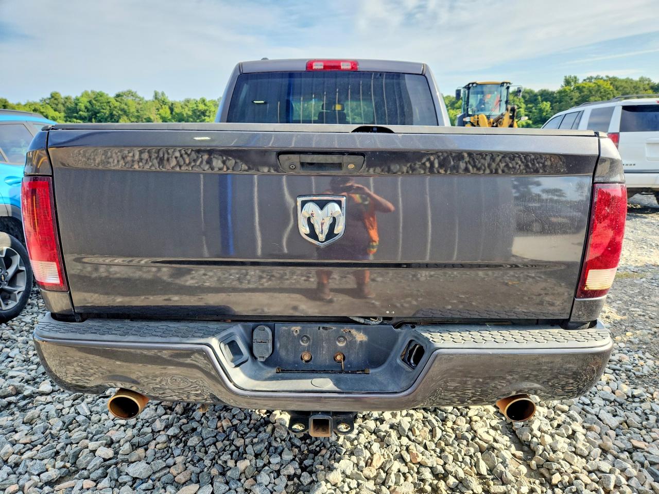 2015 Ram 1500 St Gray vin: 1C6RR6FT7FS575802