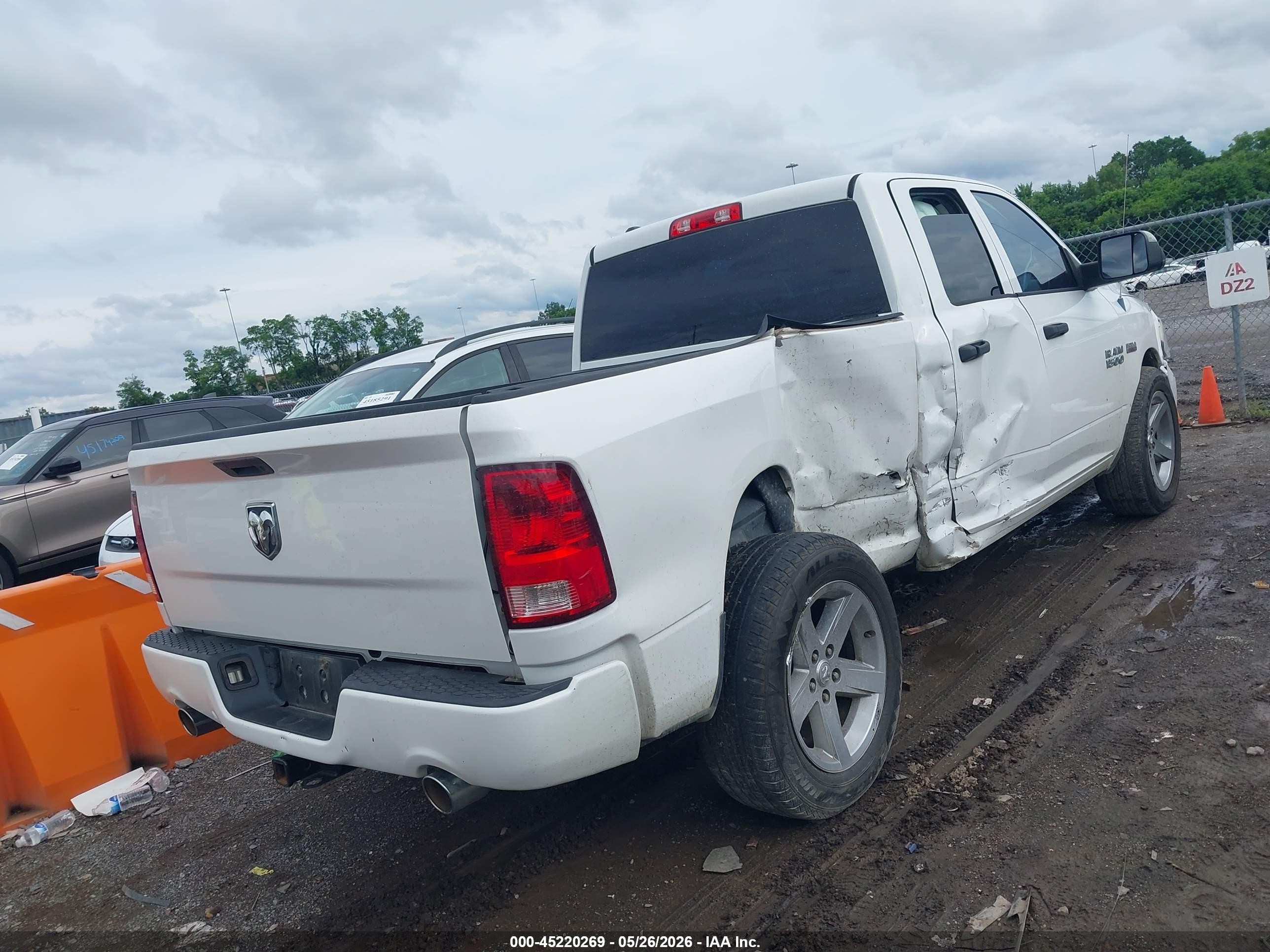 2013 Ram 1500 Express White vin: 1C6RR6FT8DS712484