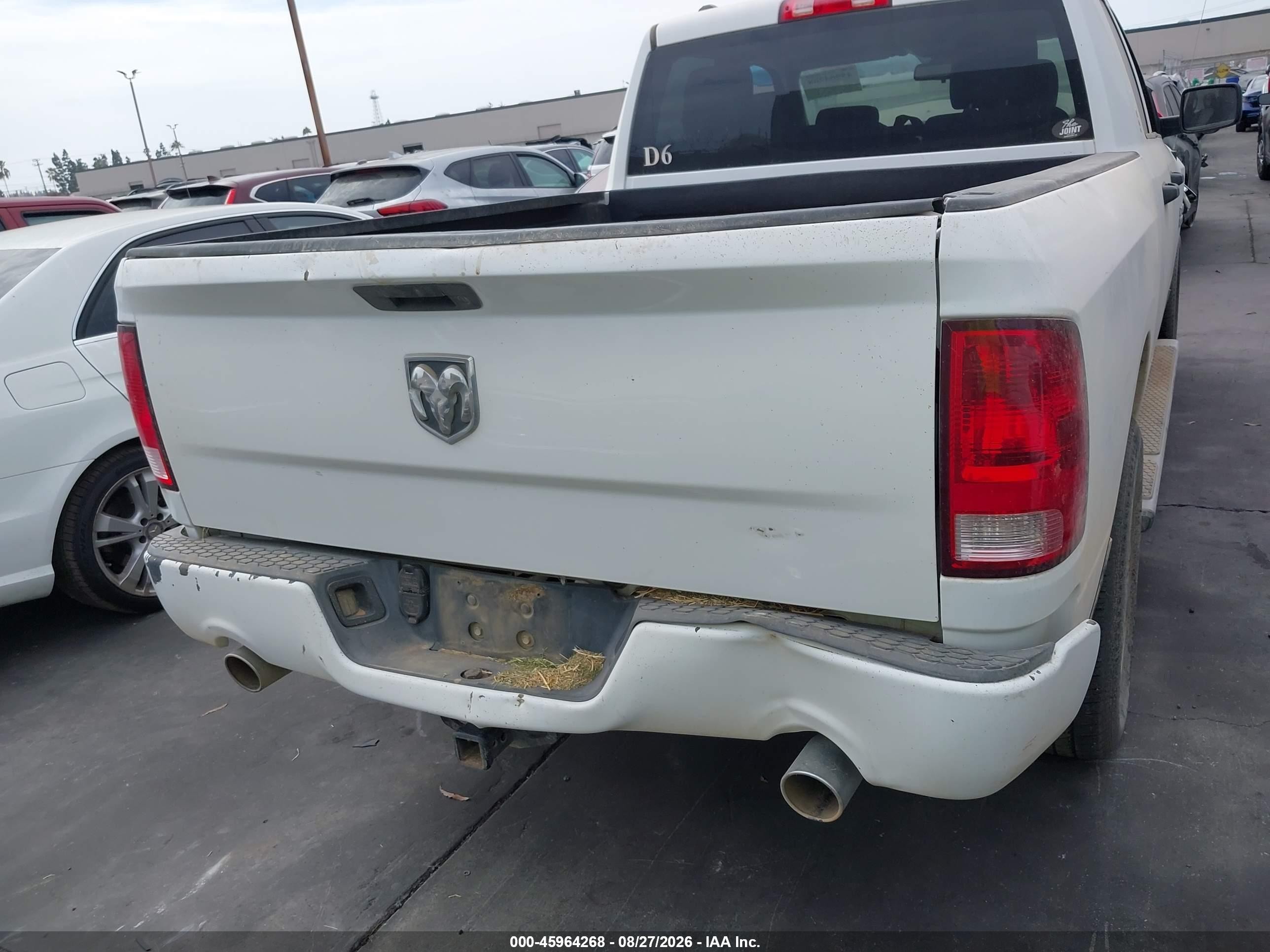 2014 Ram 1500 Express White vin: 1C6RR6FT8ES293506