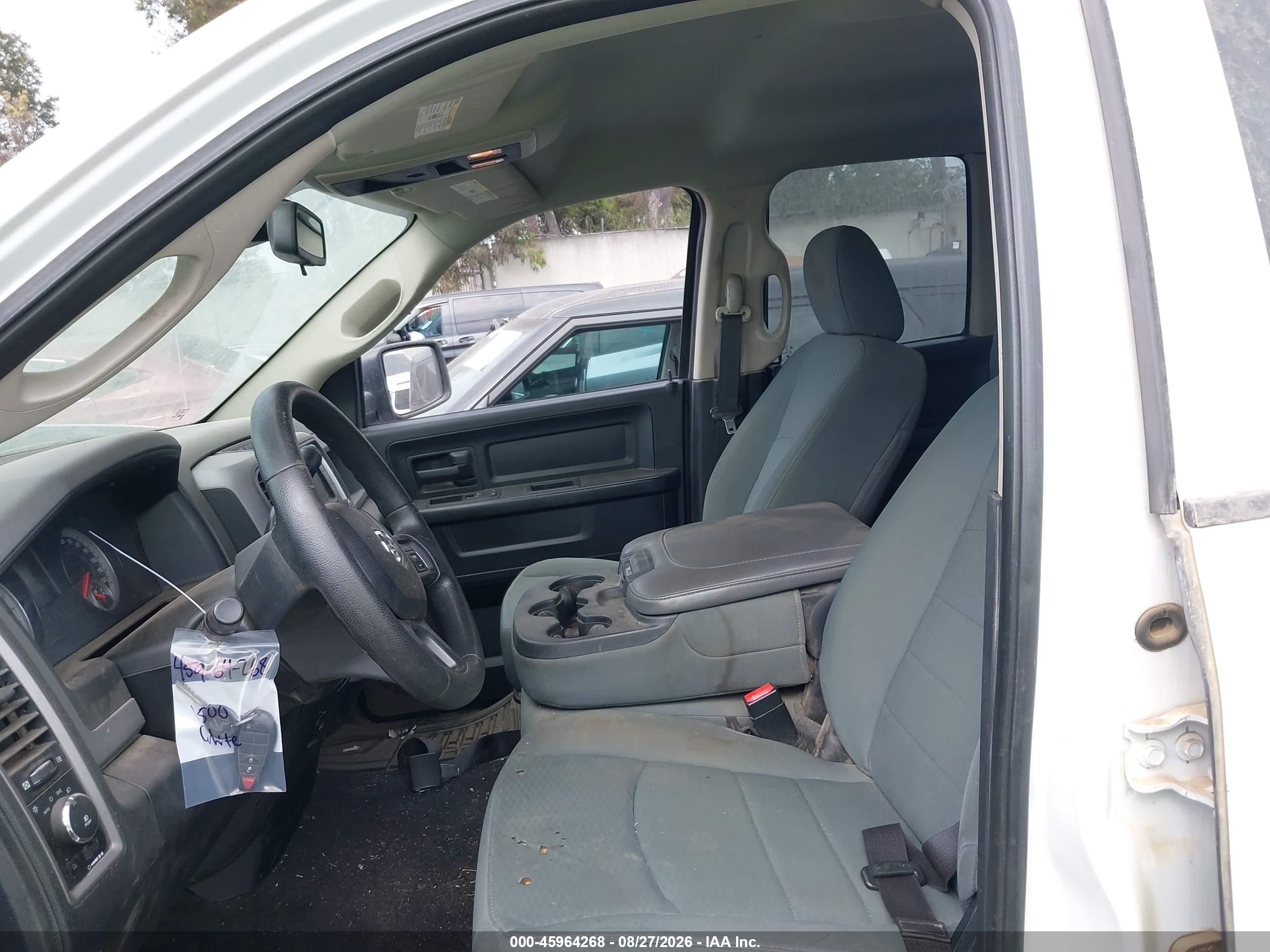 2014 Ram 1500 Express White vin: 1C6RR6FT8ES293506