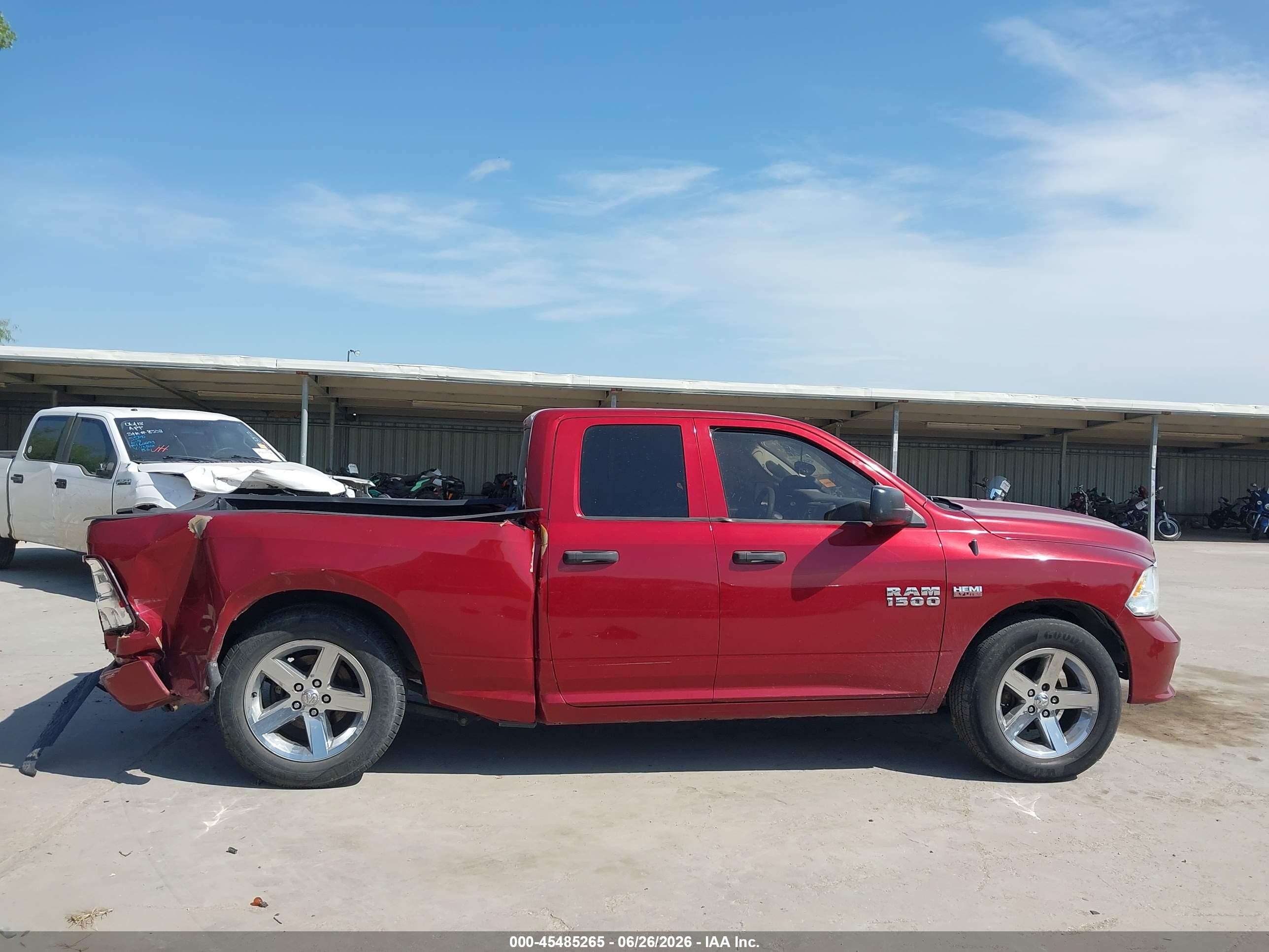 2013 Ram 1500 Express Burgundy vin: 1C6RR6FT9DS550459
