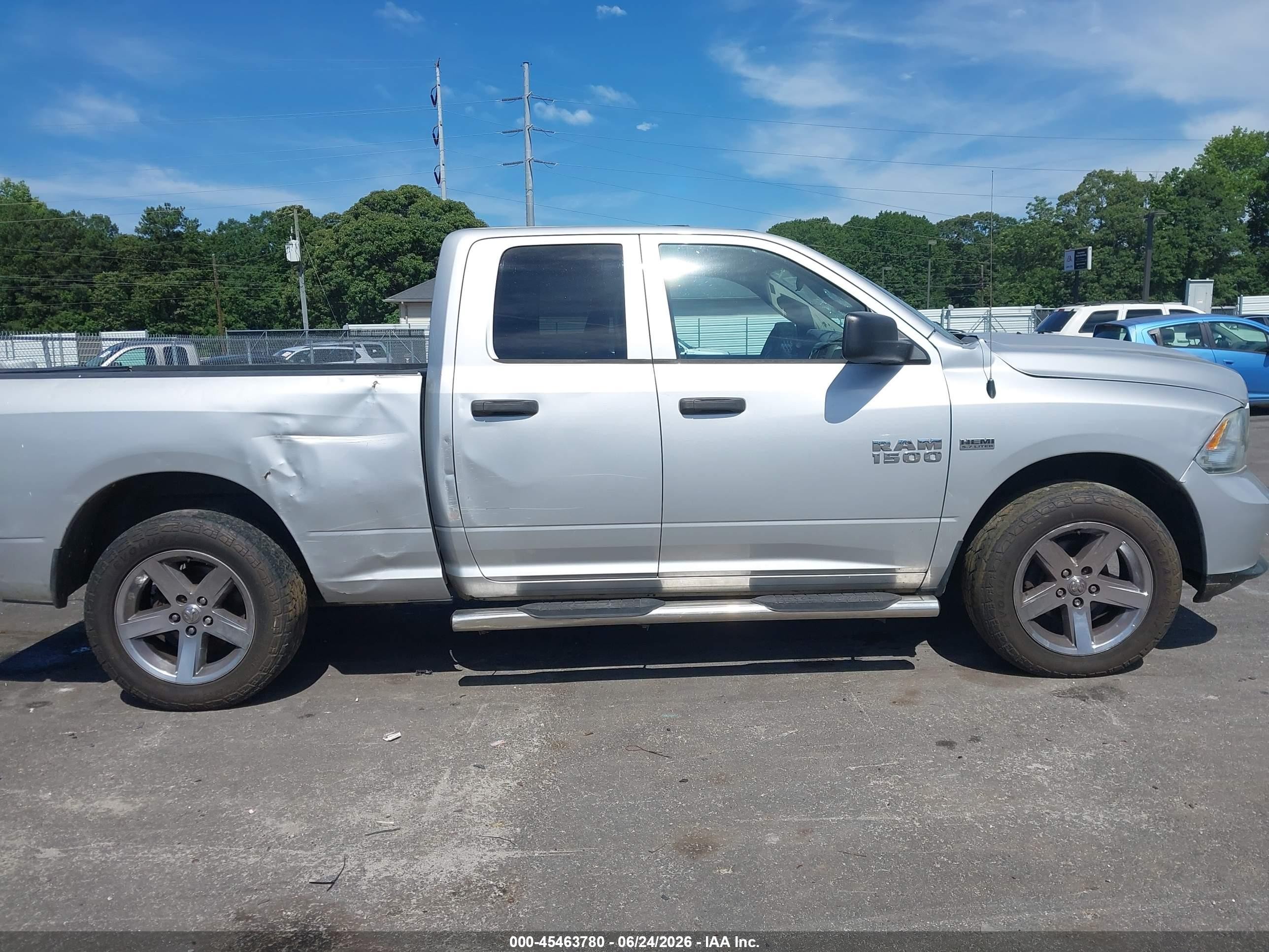 2013 Ram 1500 Express Silver vin: 1C6RR6FT9DS560019