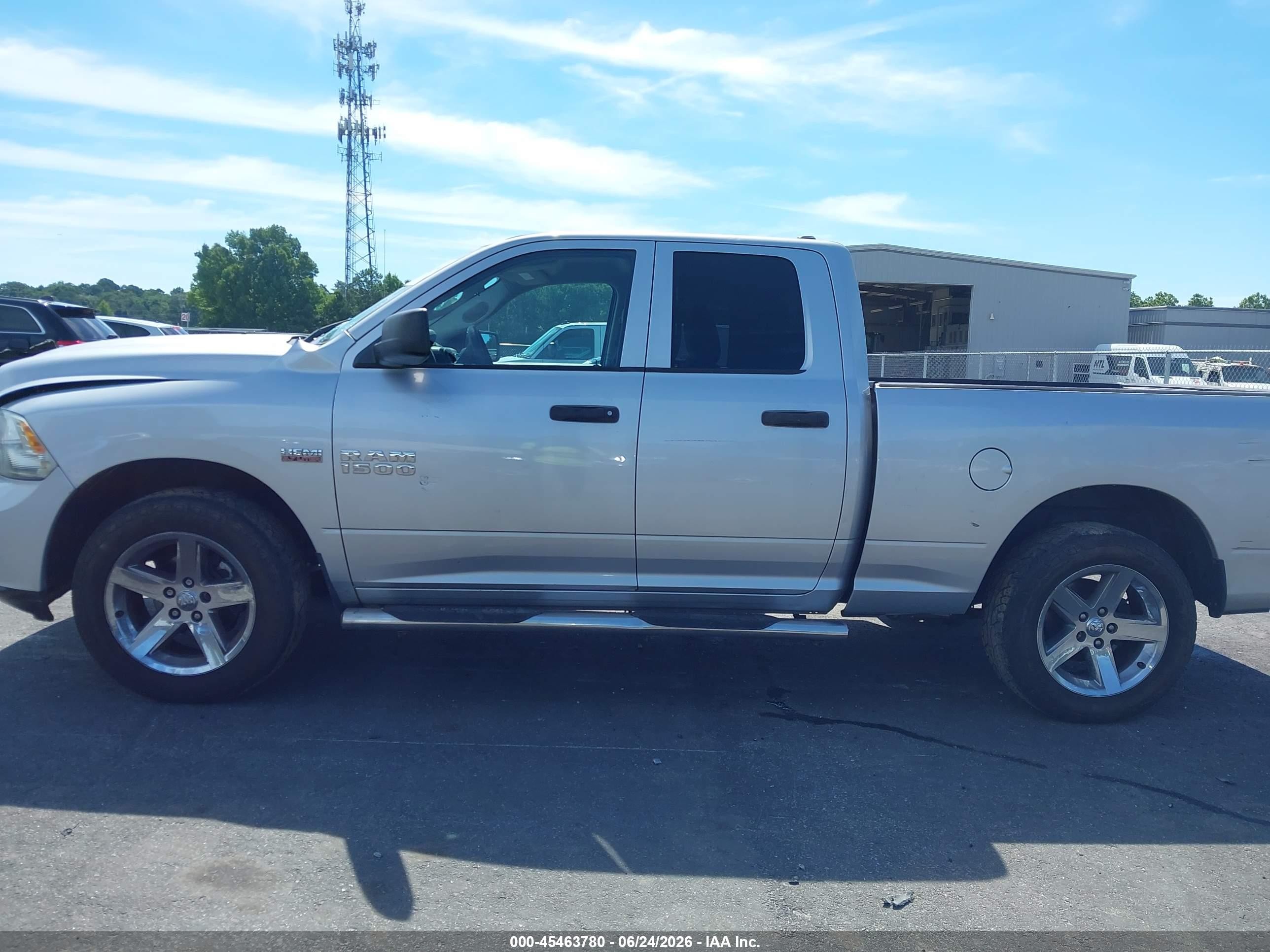 2013 Ram 1500 Express Silver vin: 1C6RR6FT9DS560019