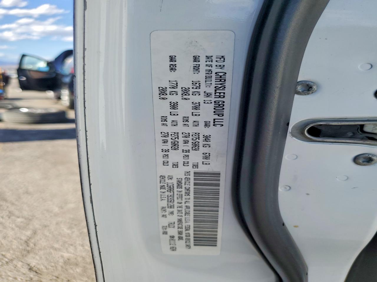 2013 Ram 1500 St White vin: 1C6RR6FT9DS581288