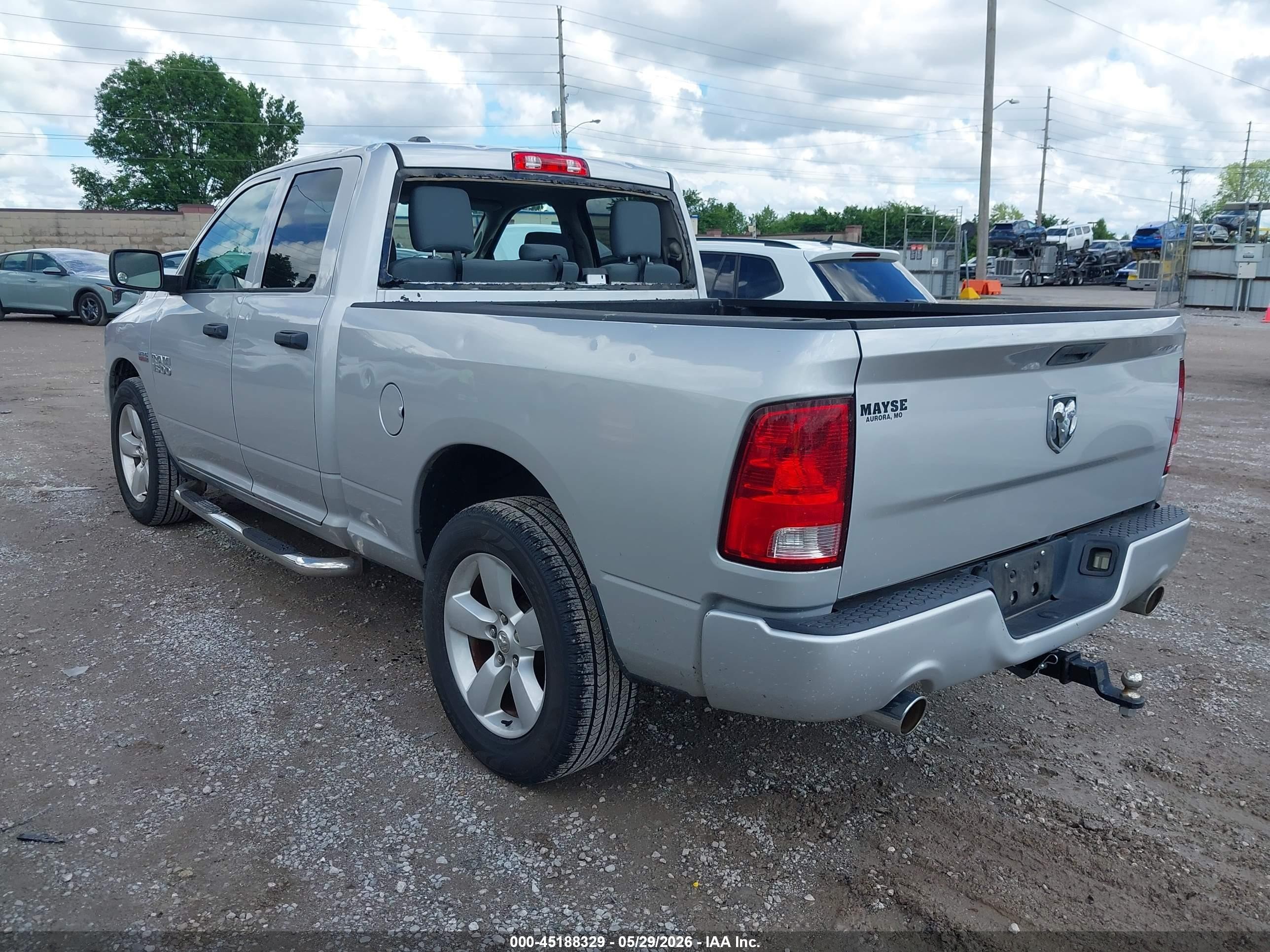 2015 Ram 1500 Express Silver vin: 1C6RR6FT9FS591743