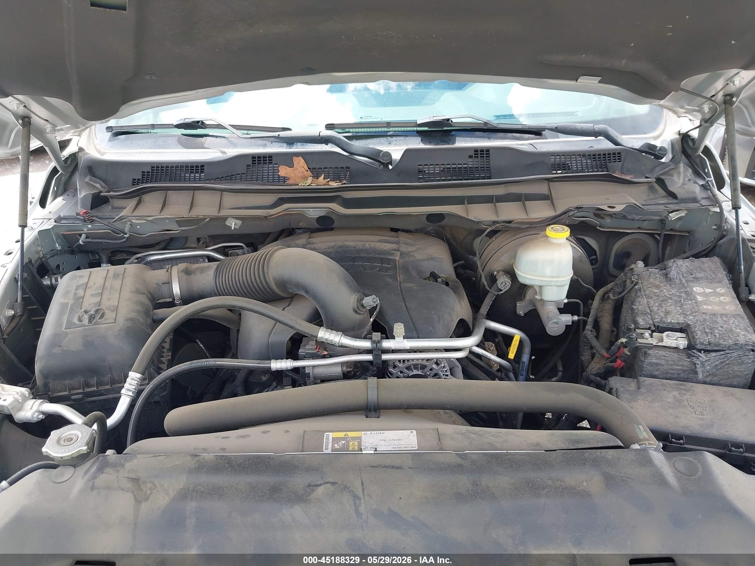 2015 Ram 1500 Express Silver vin: 1C6RR6FT9FS591743