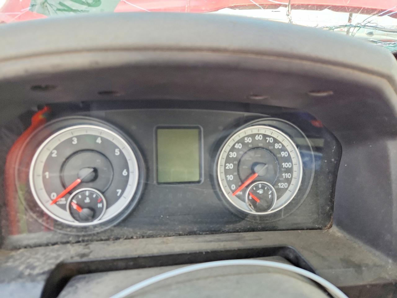 2013 Ram 1500 St Red vin: 1C6RR6FTXDS592638