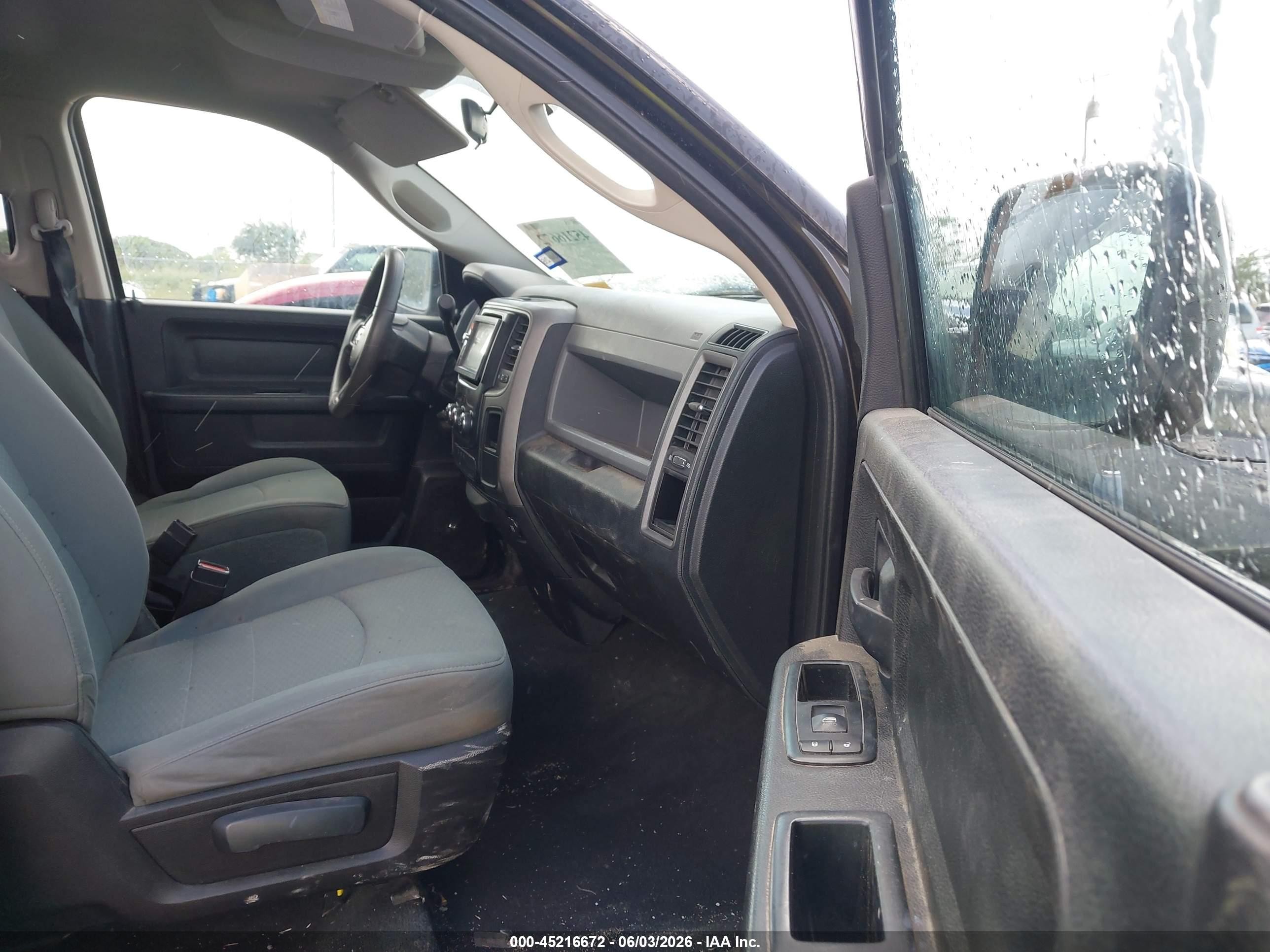 2013 Ram 1500 Tradesman Brown vin: 1C6RR6FTXDS609051